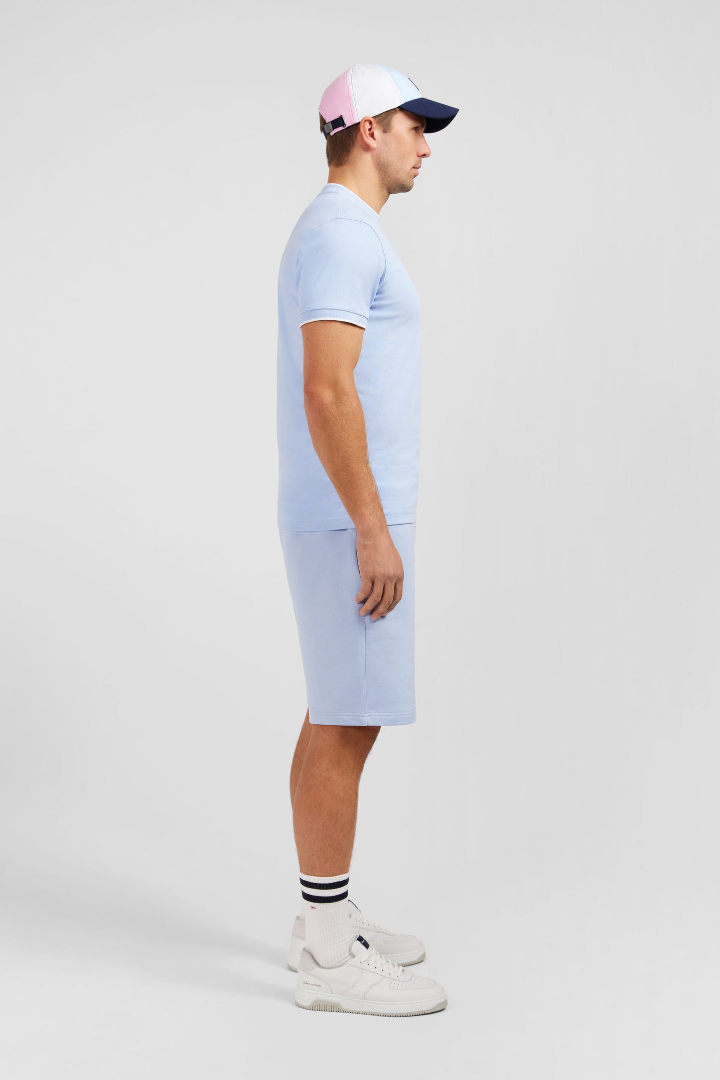 Plain blue short-sleeved T-shirt in stretch cotton