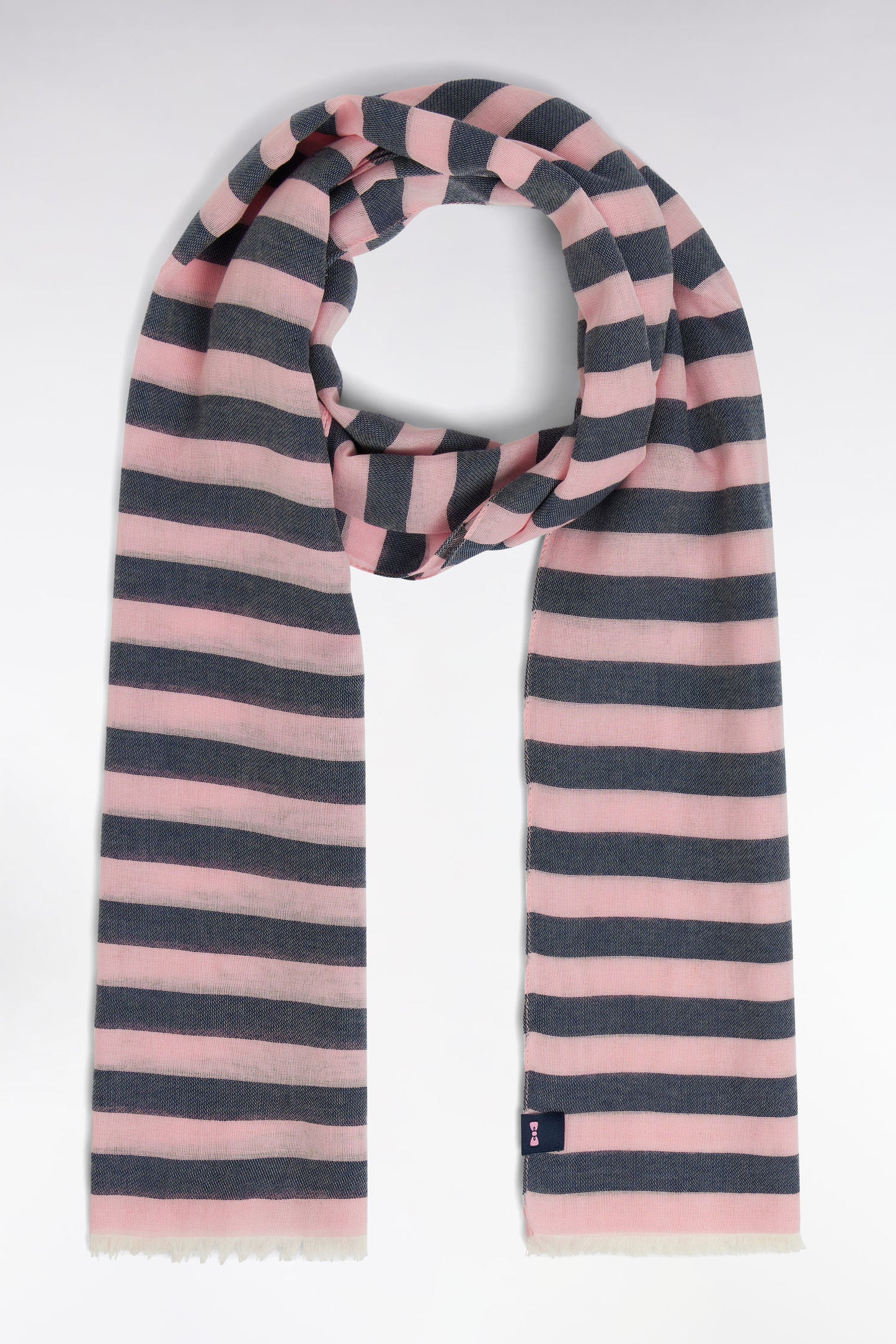 Cotton blend scarf with pink pinstripes