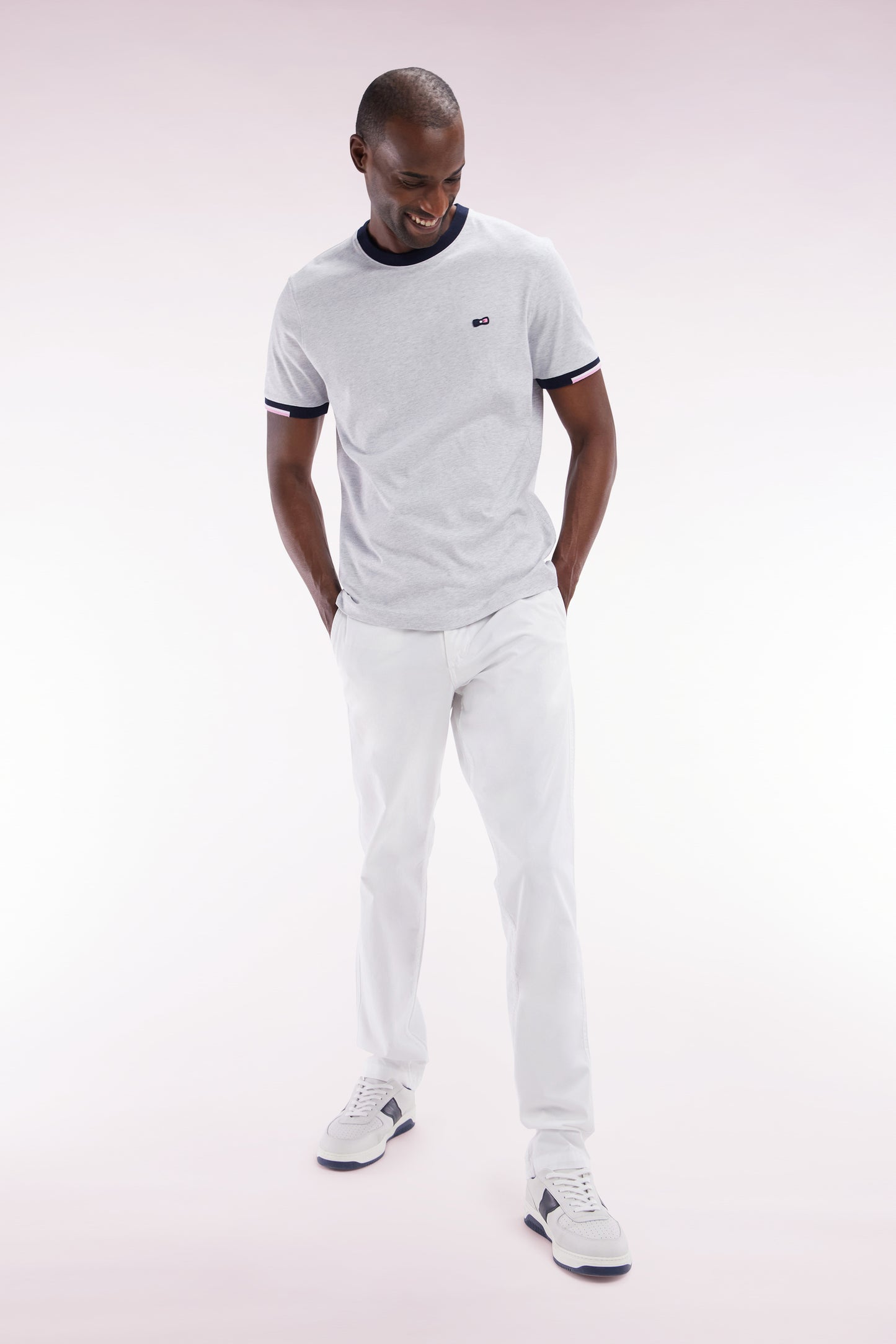 Pantalon chino sans plis en coton stretch blanc coupe droite