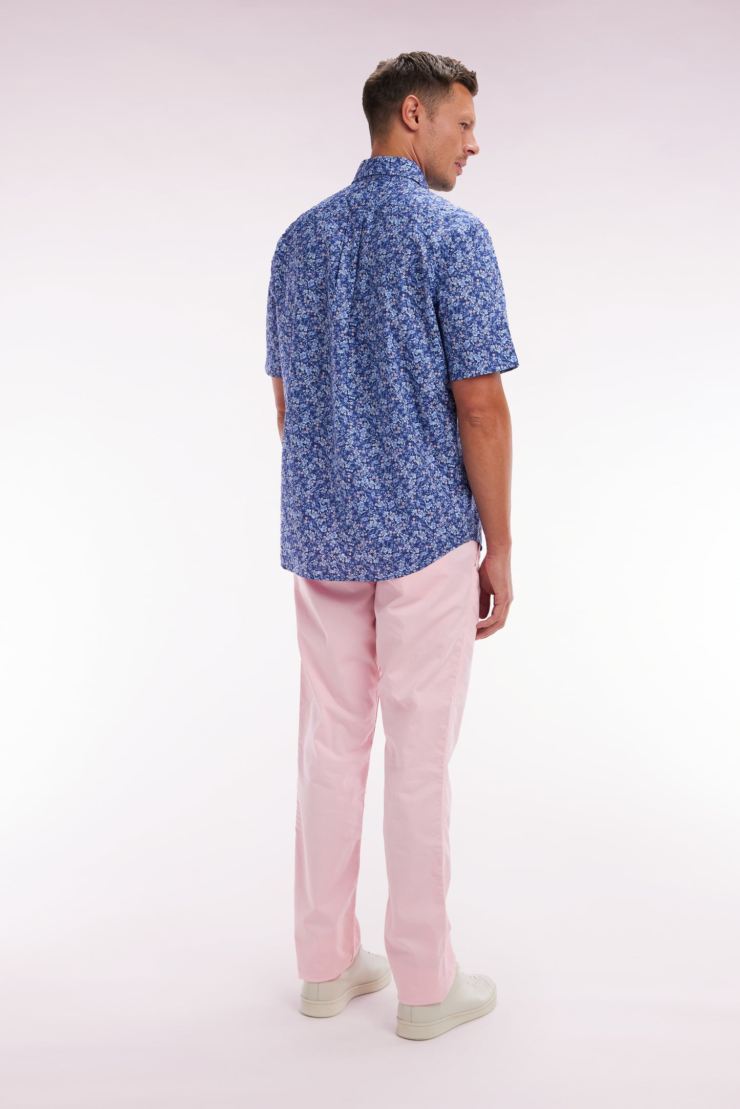 Pantalon chino sans plis en coton stretch rose coupe droite