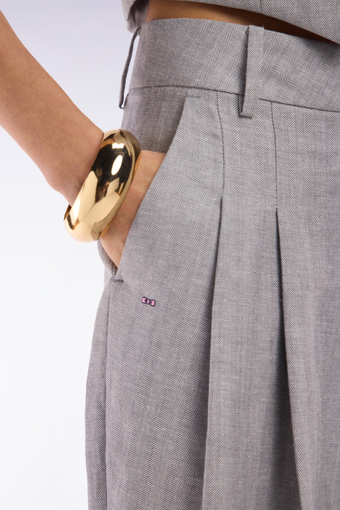 Pleated herringbone trousers in grey wool and linen