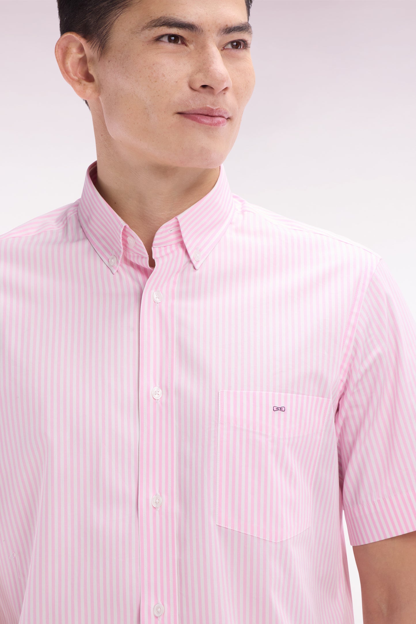 Straight short-sleeved shirt in striped pink cotton