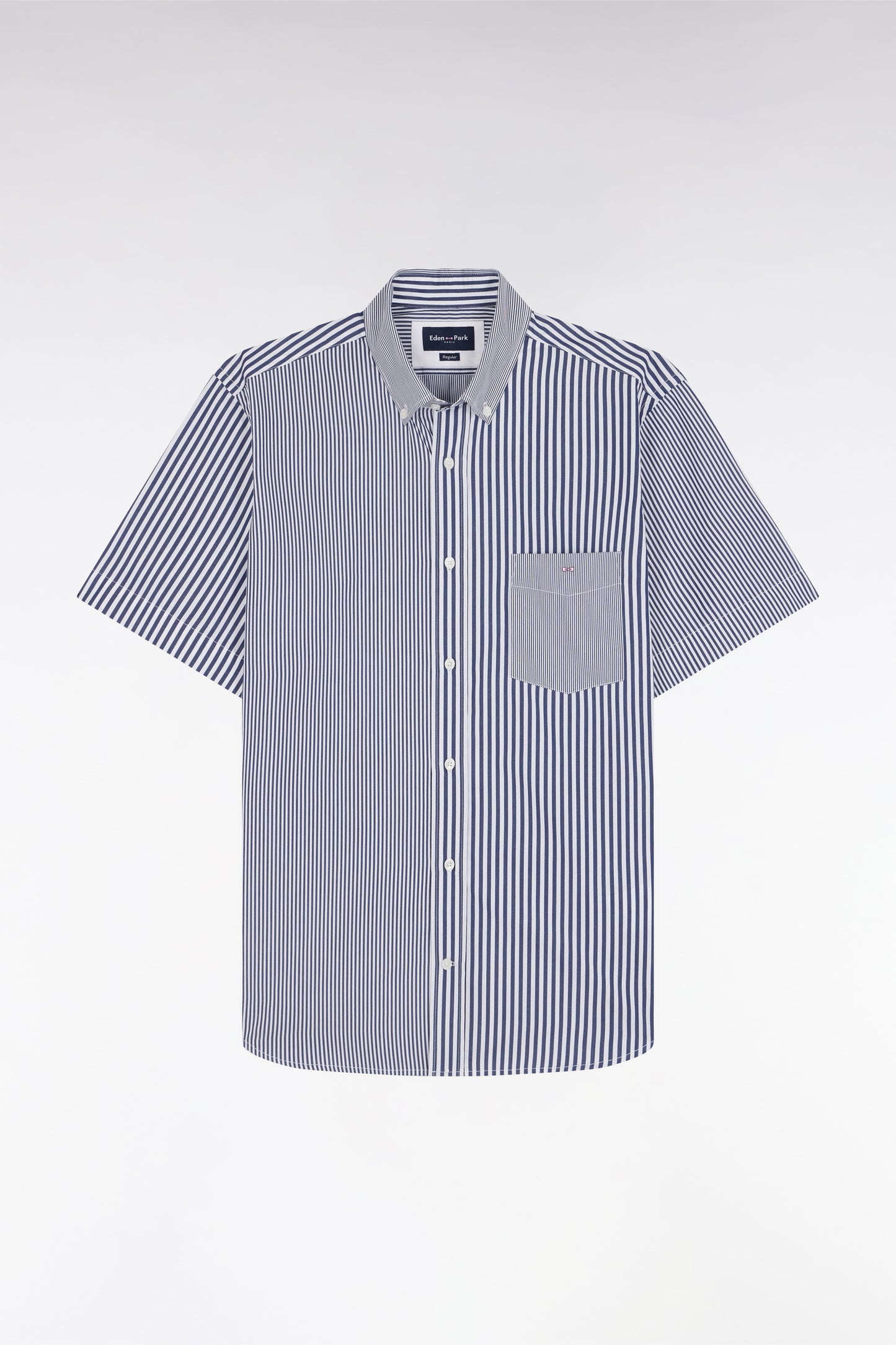 Chemise à manches courtes en popeline de coton rayée bleu foncé coupe droite