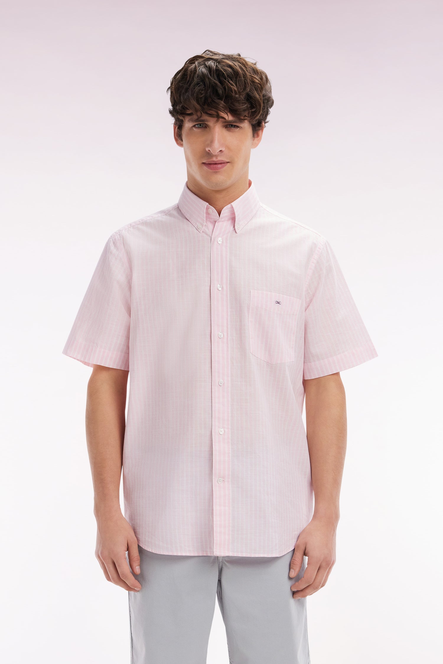 Chemise rayée à manches courtes en coton rose coupe droite