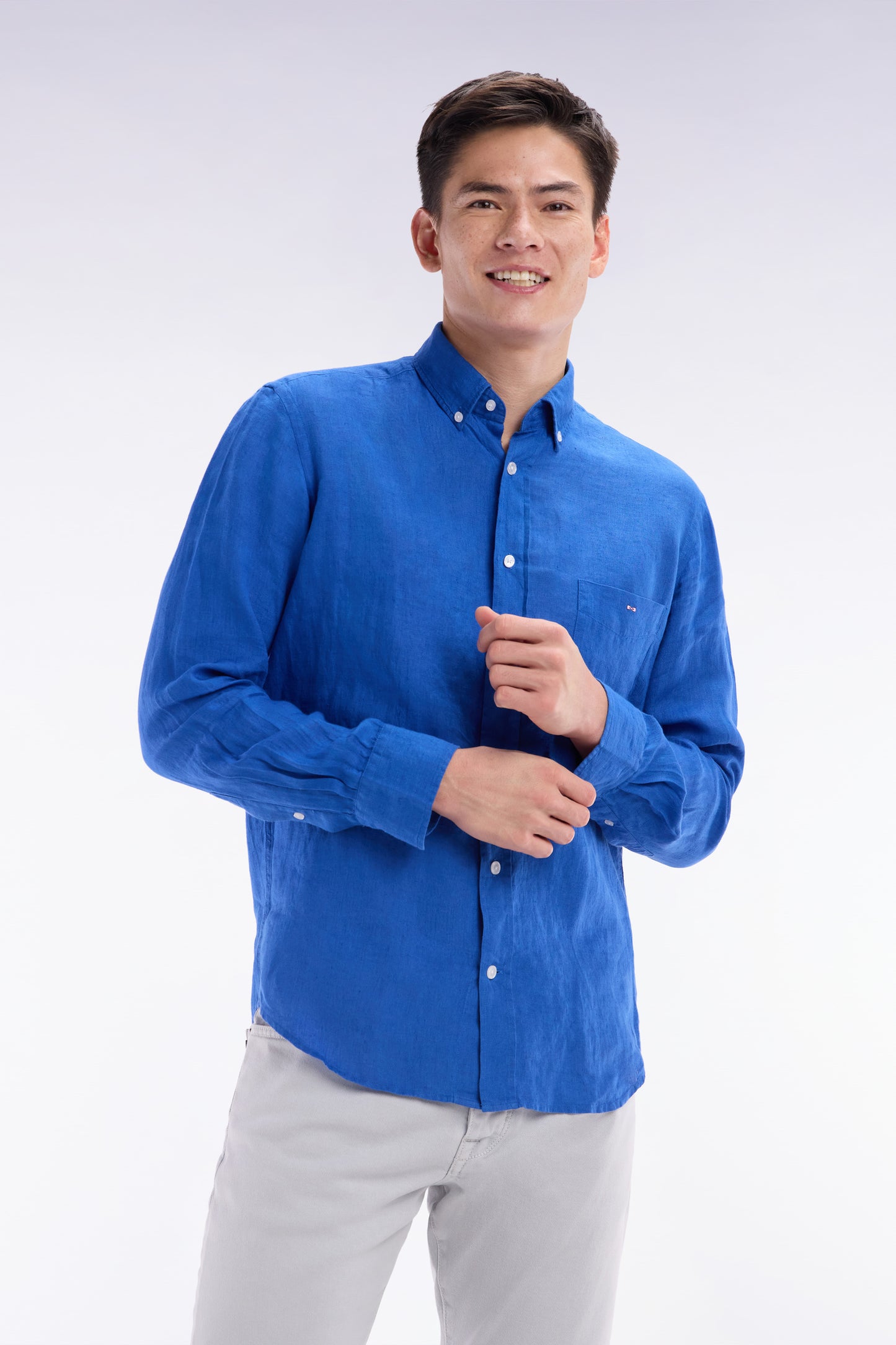 Straight-fit blue linen shirt