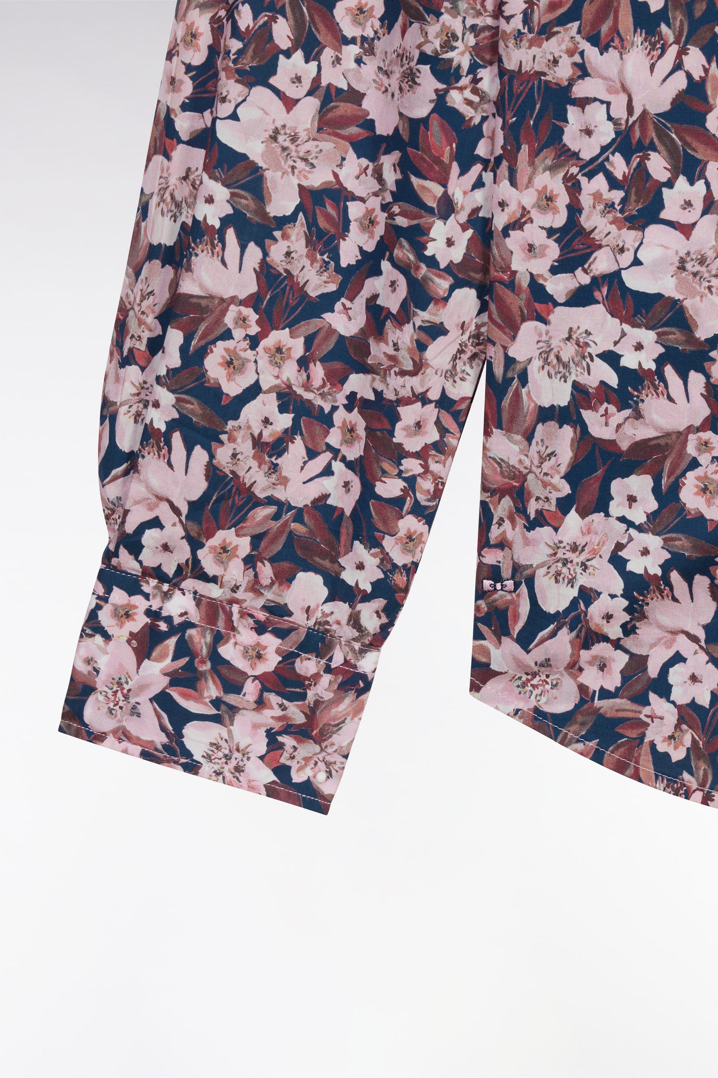 Straight-fit cotton poplin shirt with burgundy floral print