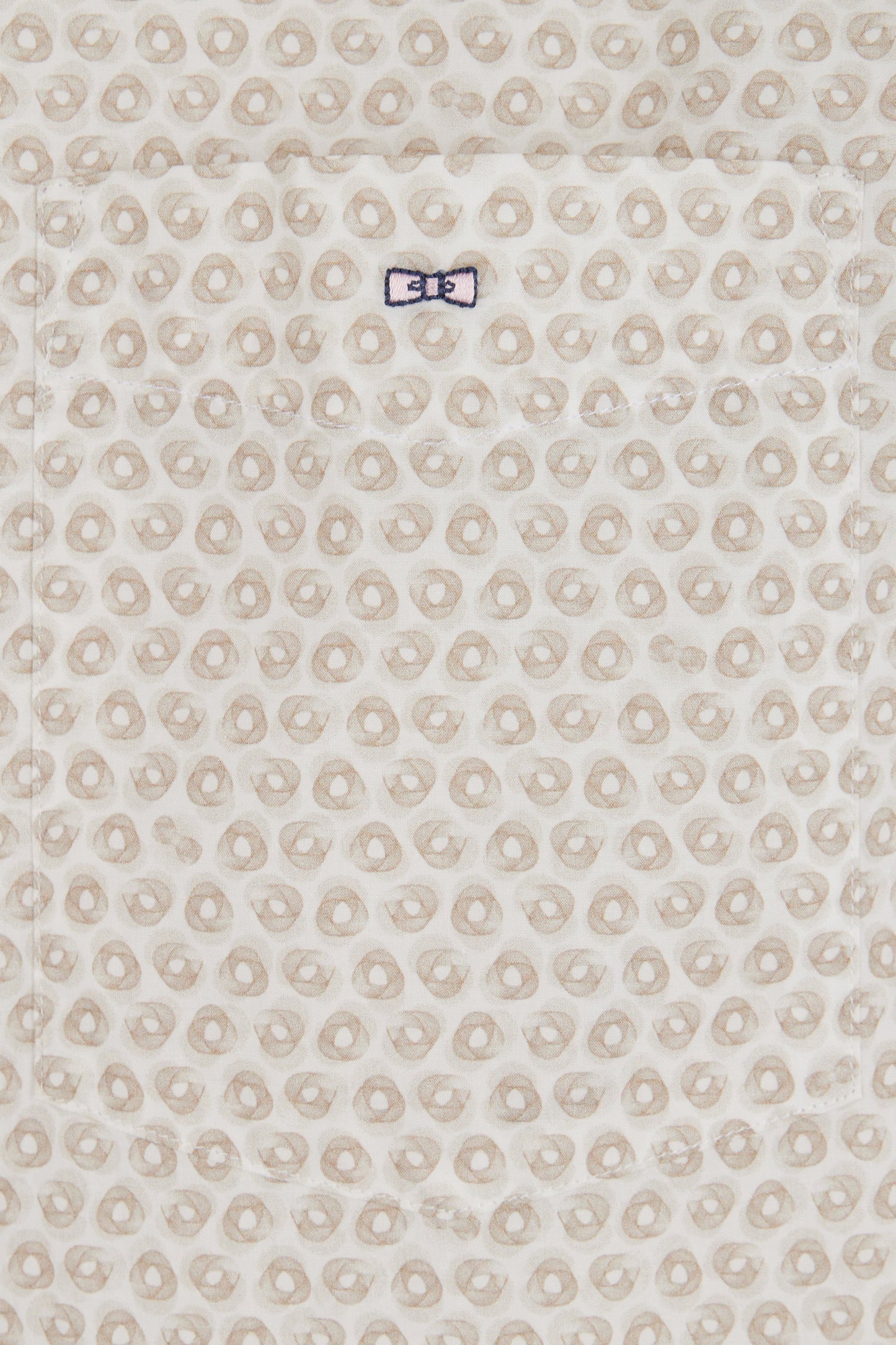 Straight-fit cotton poplin shirt with beige graphic microprint