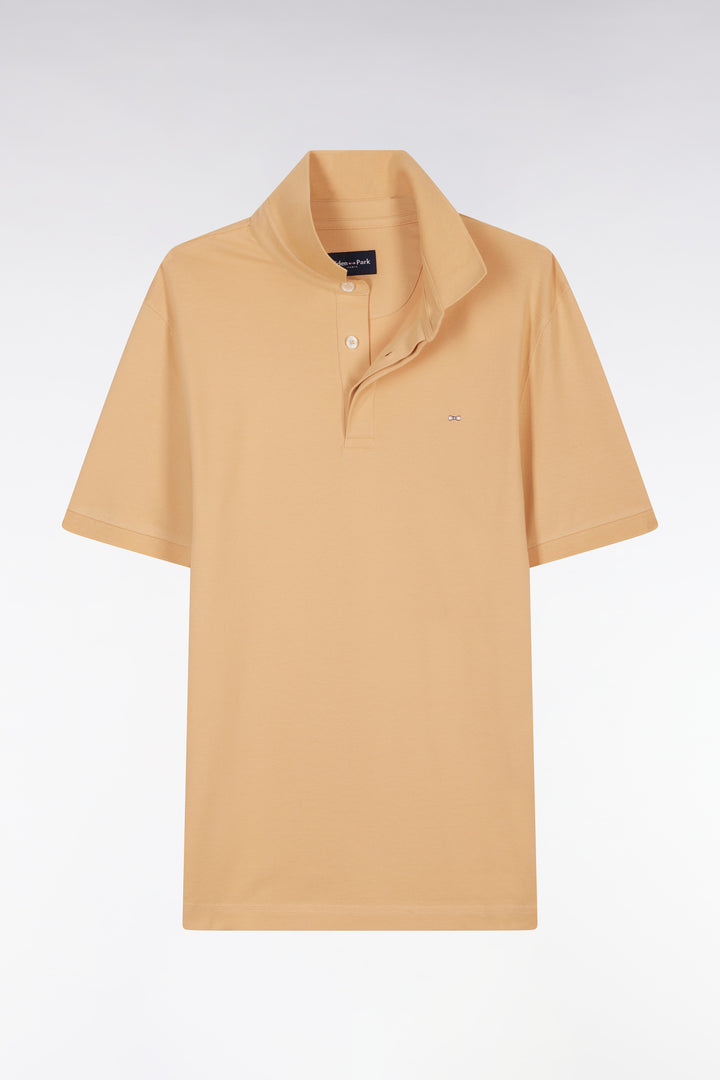 Polo à manches courtes en piqué coton stretch camel coupe ajustée