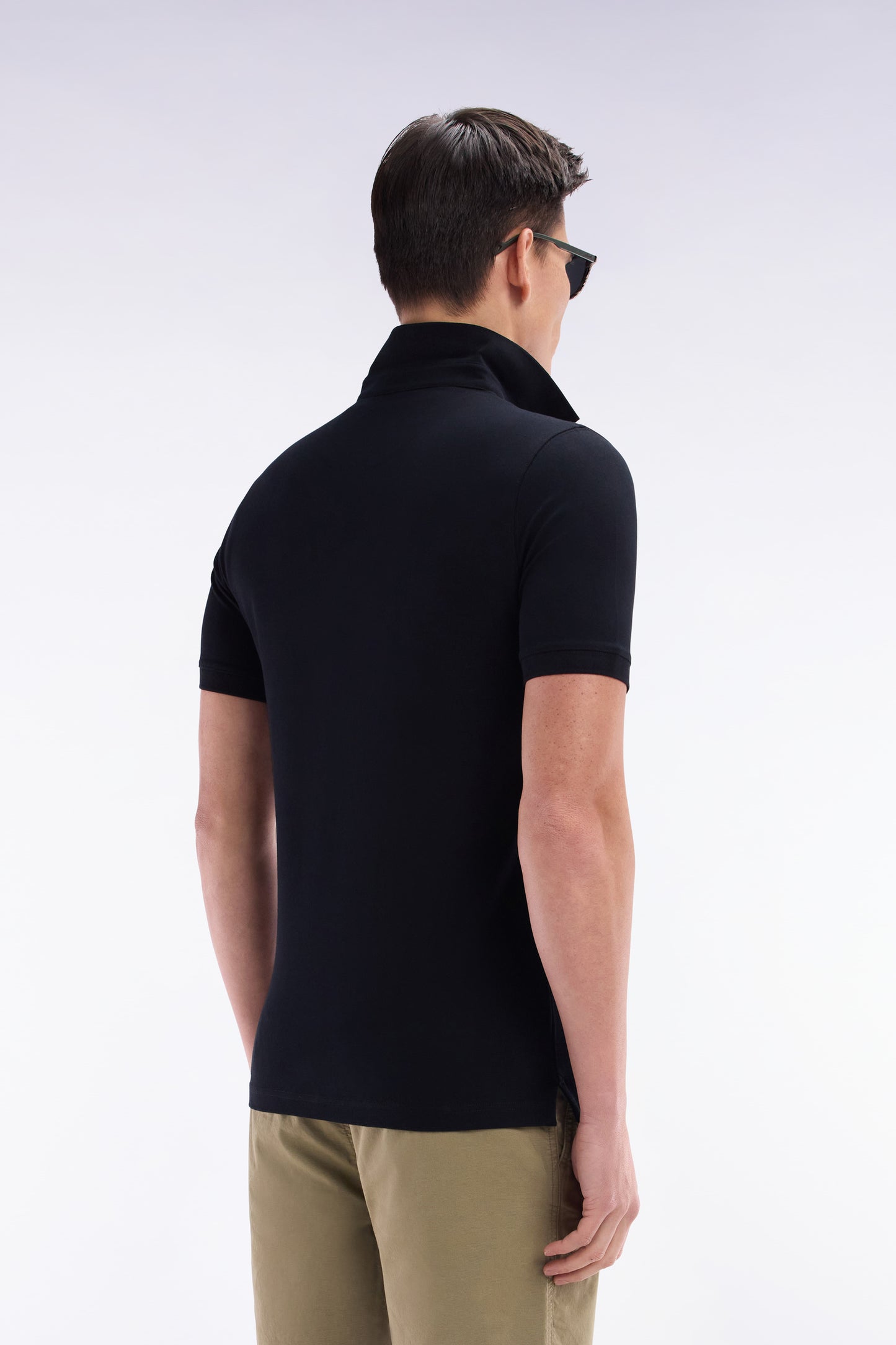 Slim-fit short-sleeved polo shirt in salmon pink stretch cotton piqué