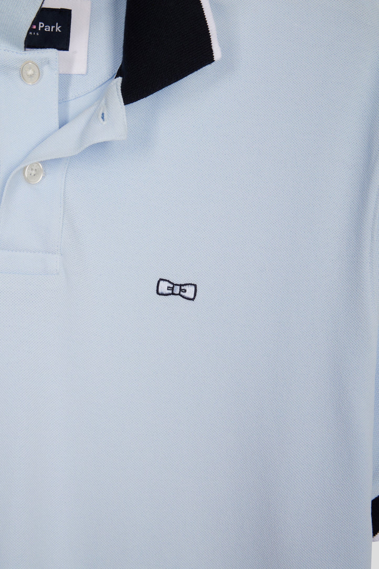 Relaxed-fit short-sleeved polo shirt in sky blue cotton with 10 embroidery