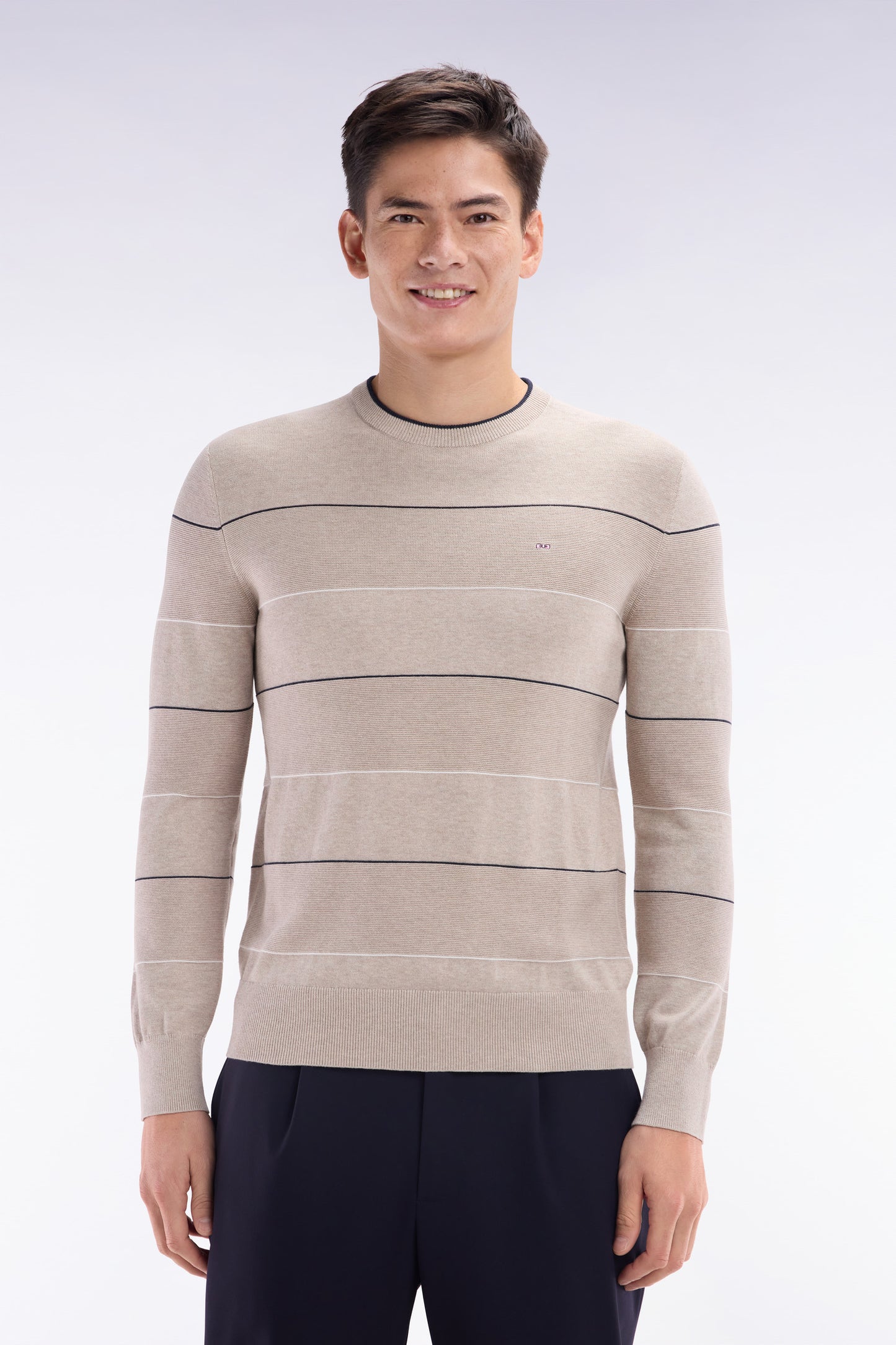 Round-neck beige cotton jumper