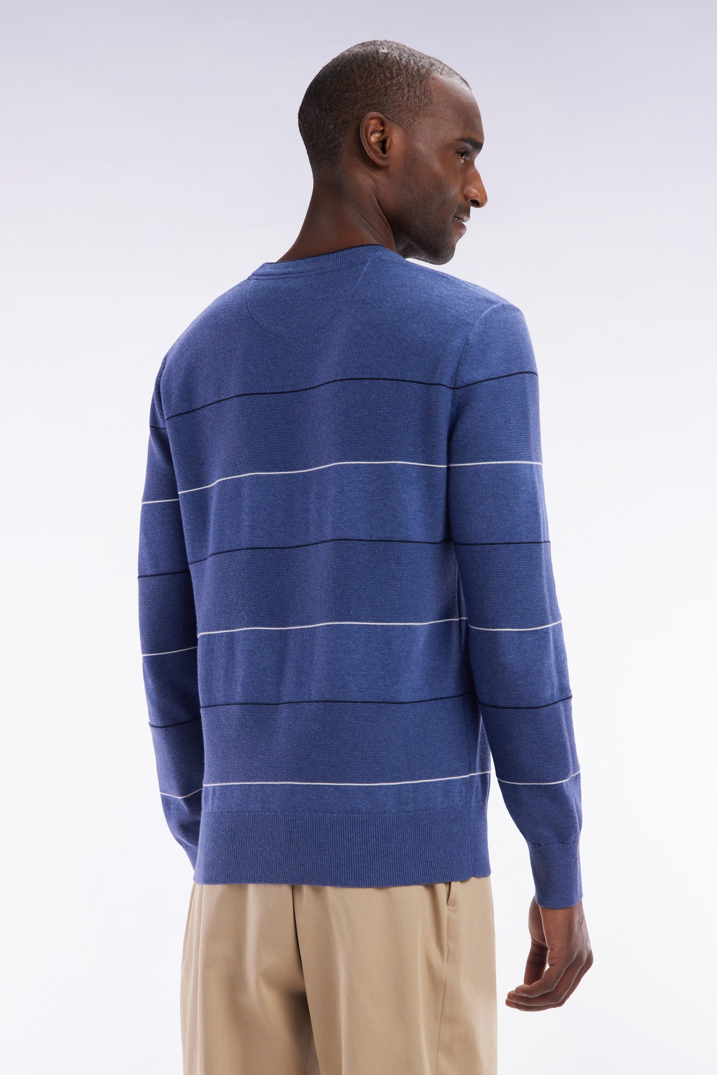 Round-neck blue cotton jumper