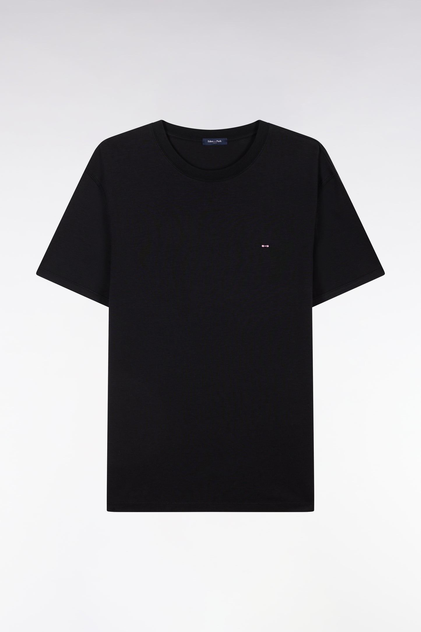 Straight-fit black short-sleeved T-shirt