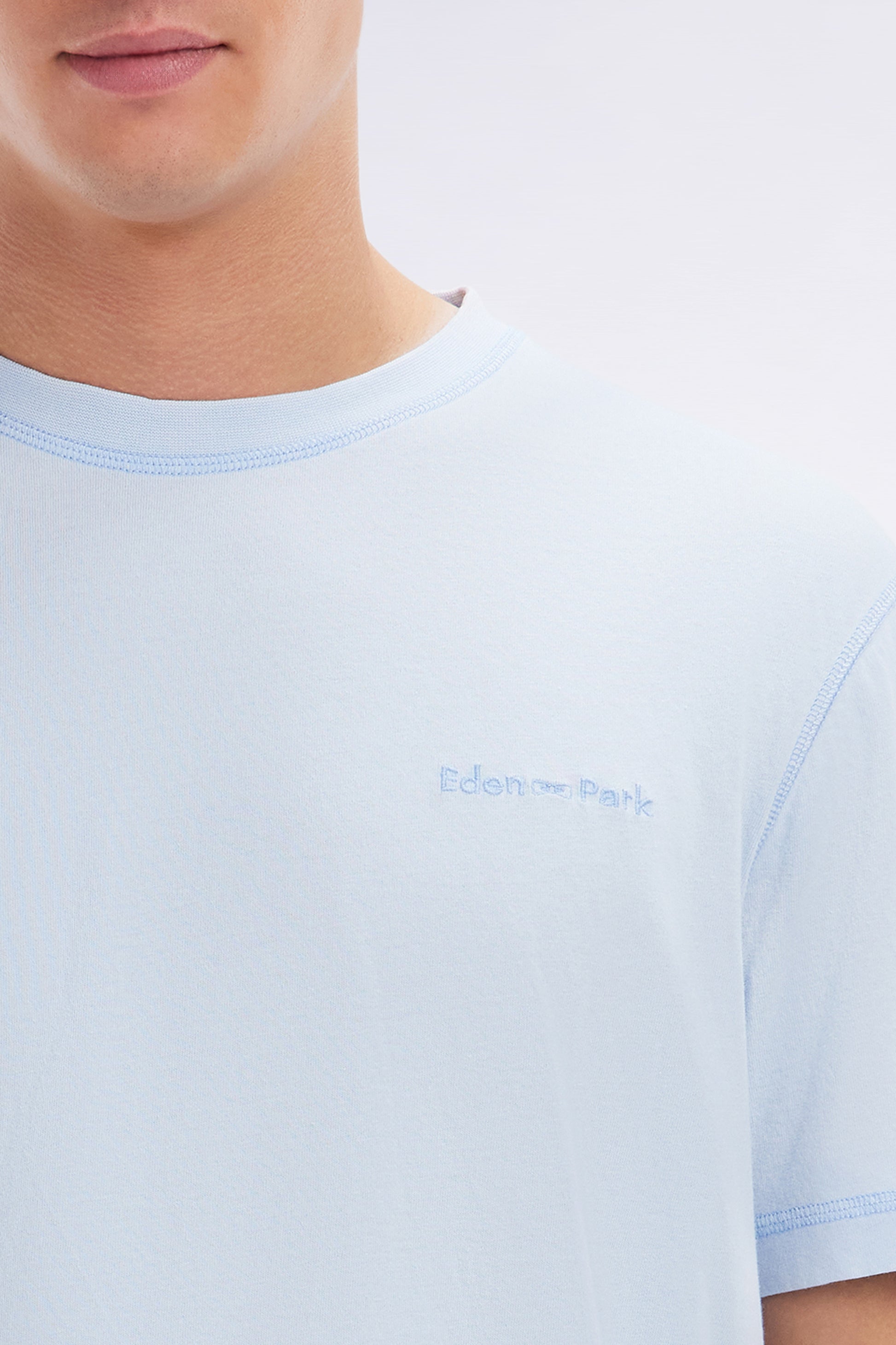 T-shirt en coton ciel surteint coupe décontractée