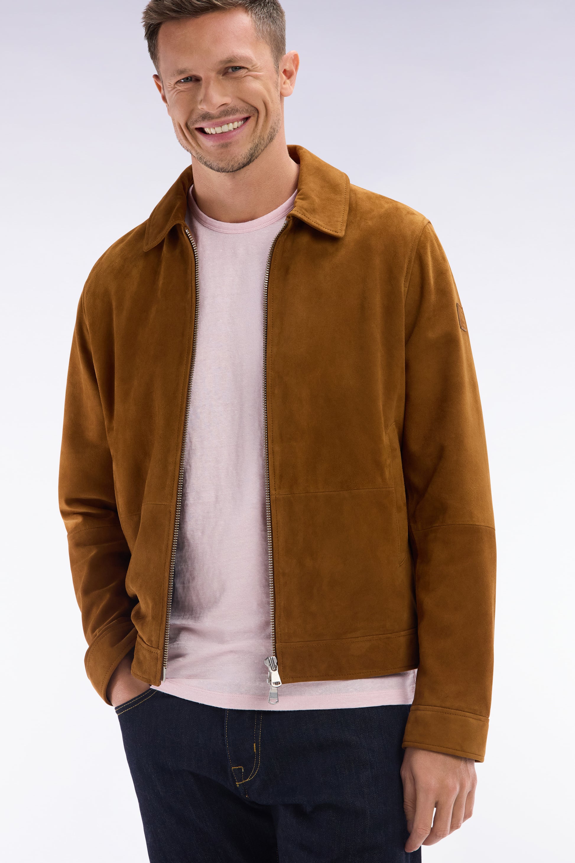 Blouson zippé en cuir suédé marron