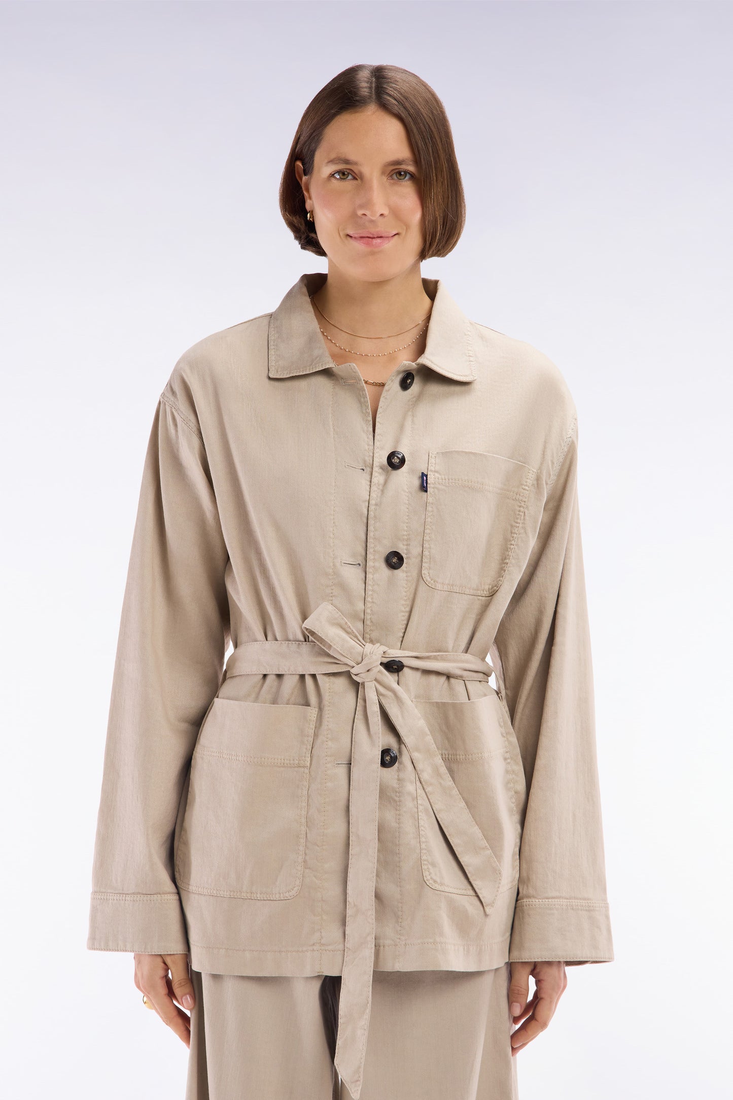 Oversized belted beige overshirt in linen and stretch cotton