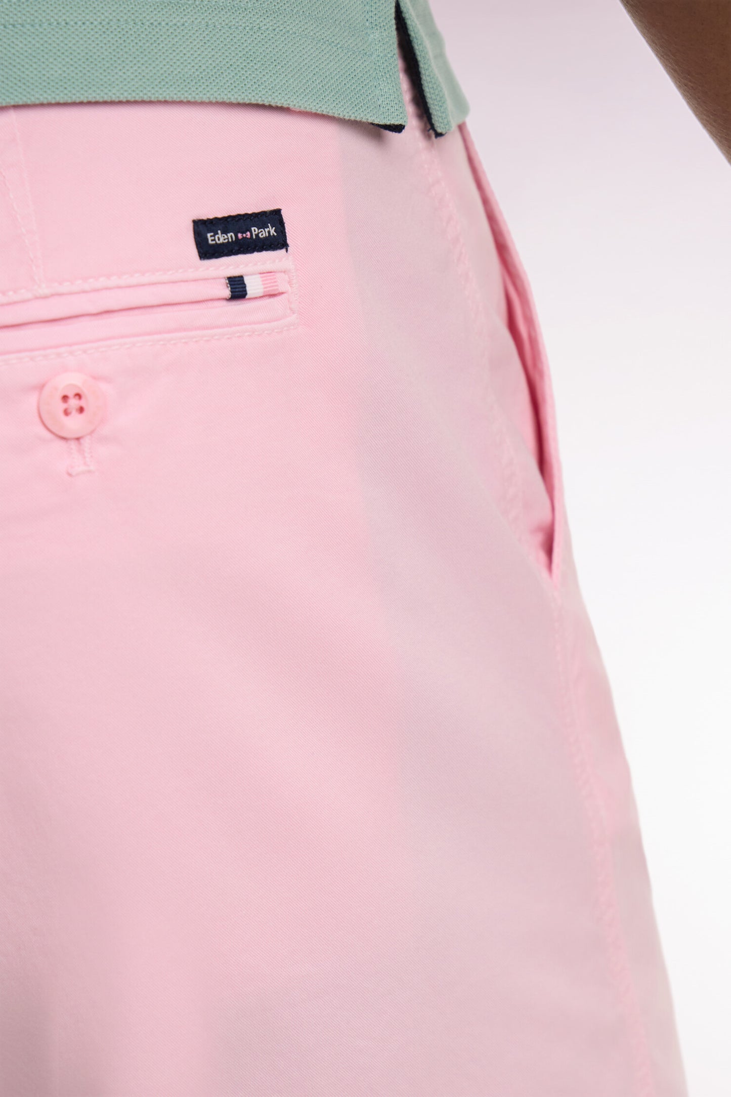 Bermuda chino en gabardine stretch rose
