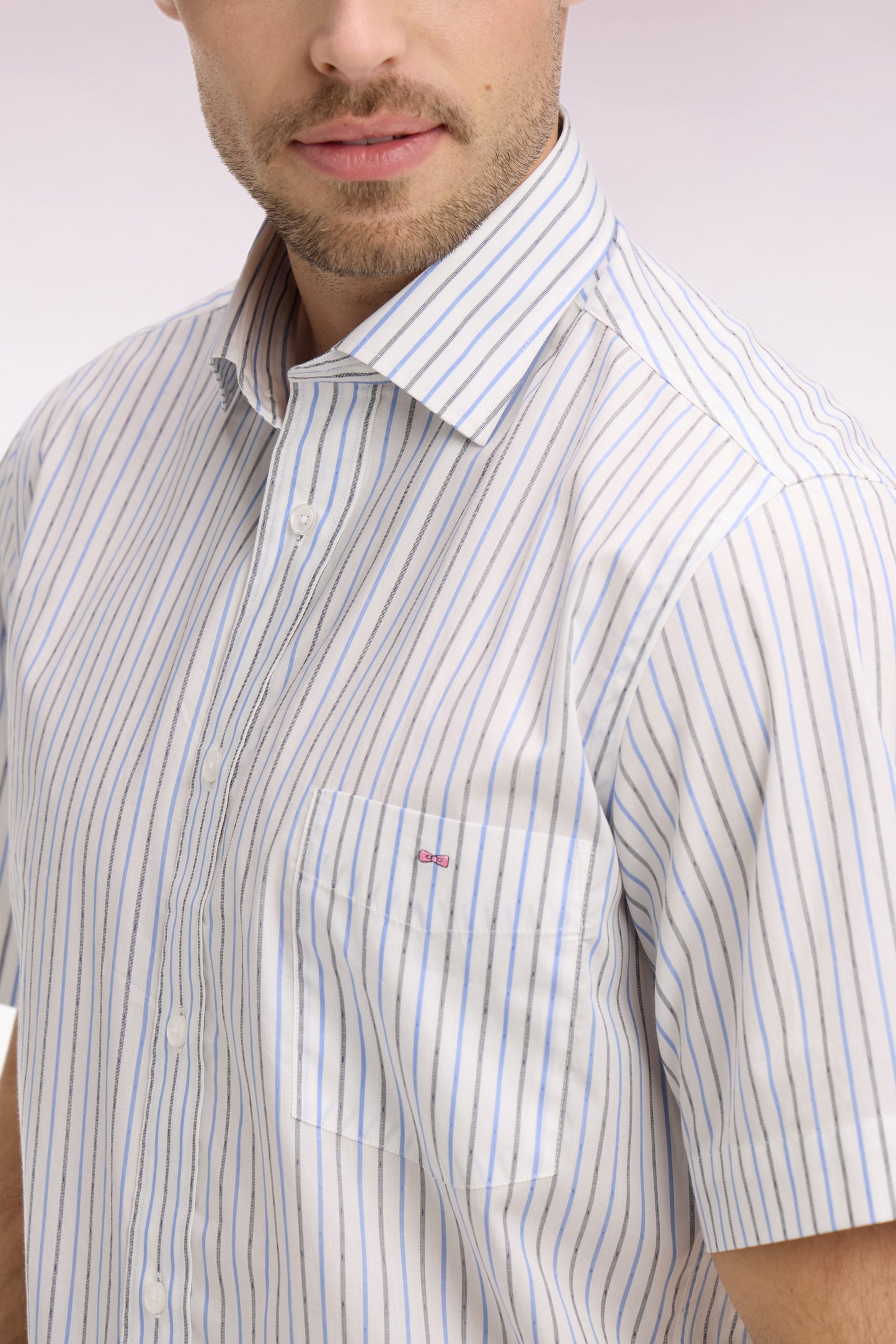 Chemise à manches courtes en dobby de coton rayé bleu ciel