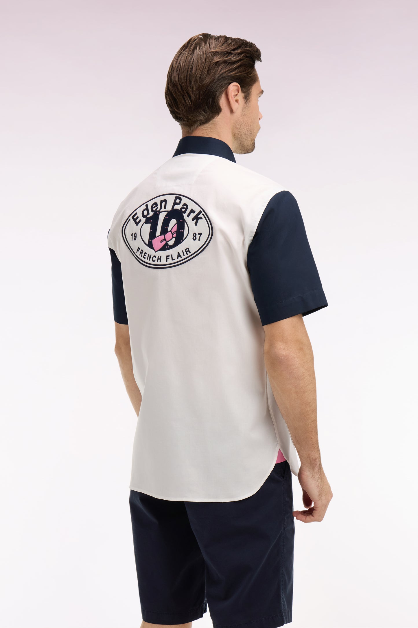 White cotton short-sleeved shirt with back embroidery