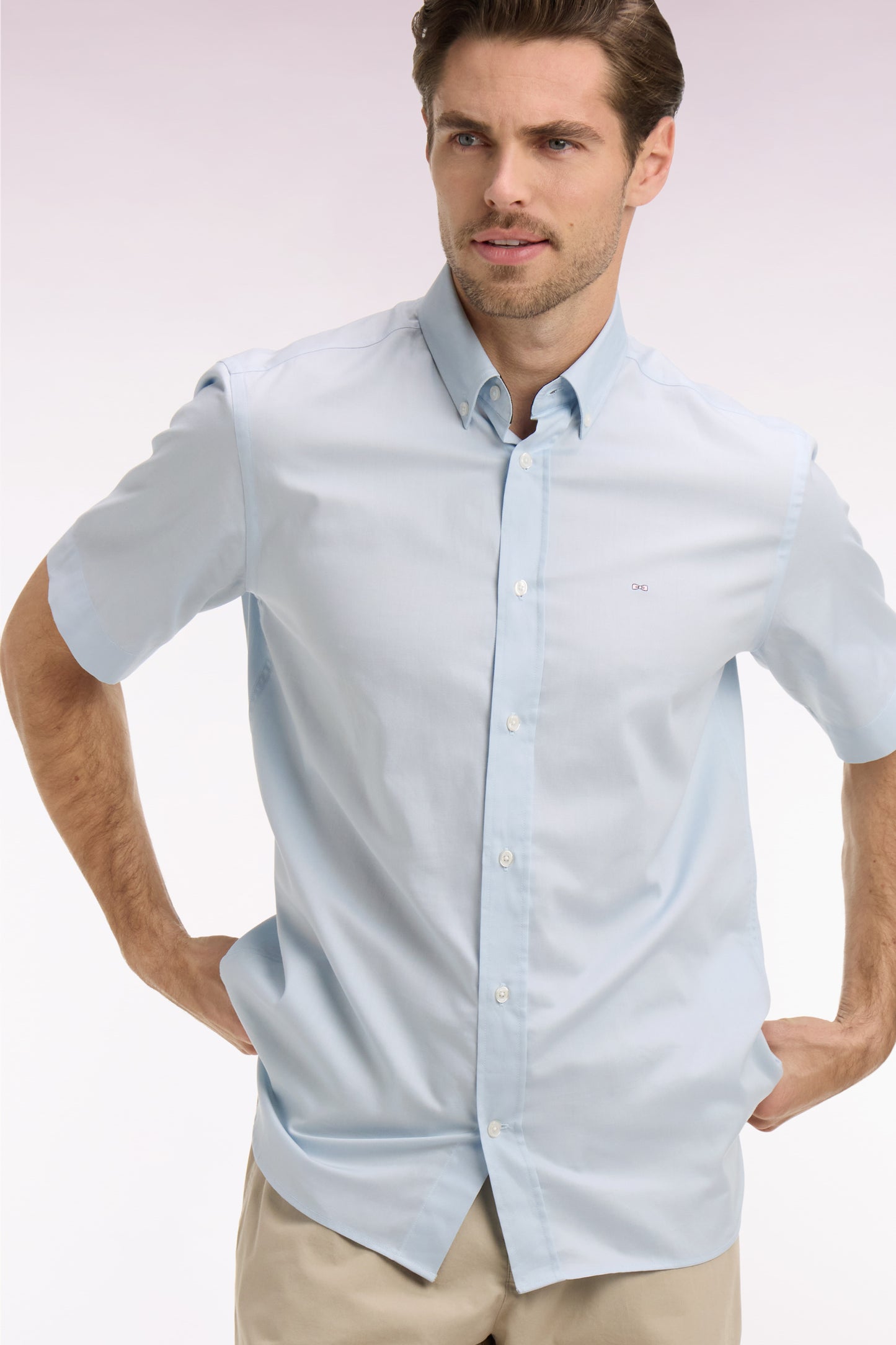 Chemise à manches courtes en coton bleu ciel broderie dos