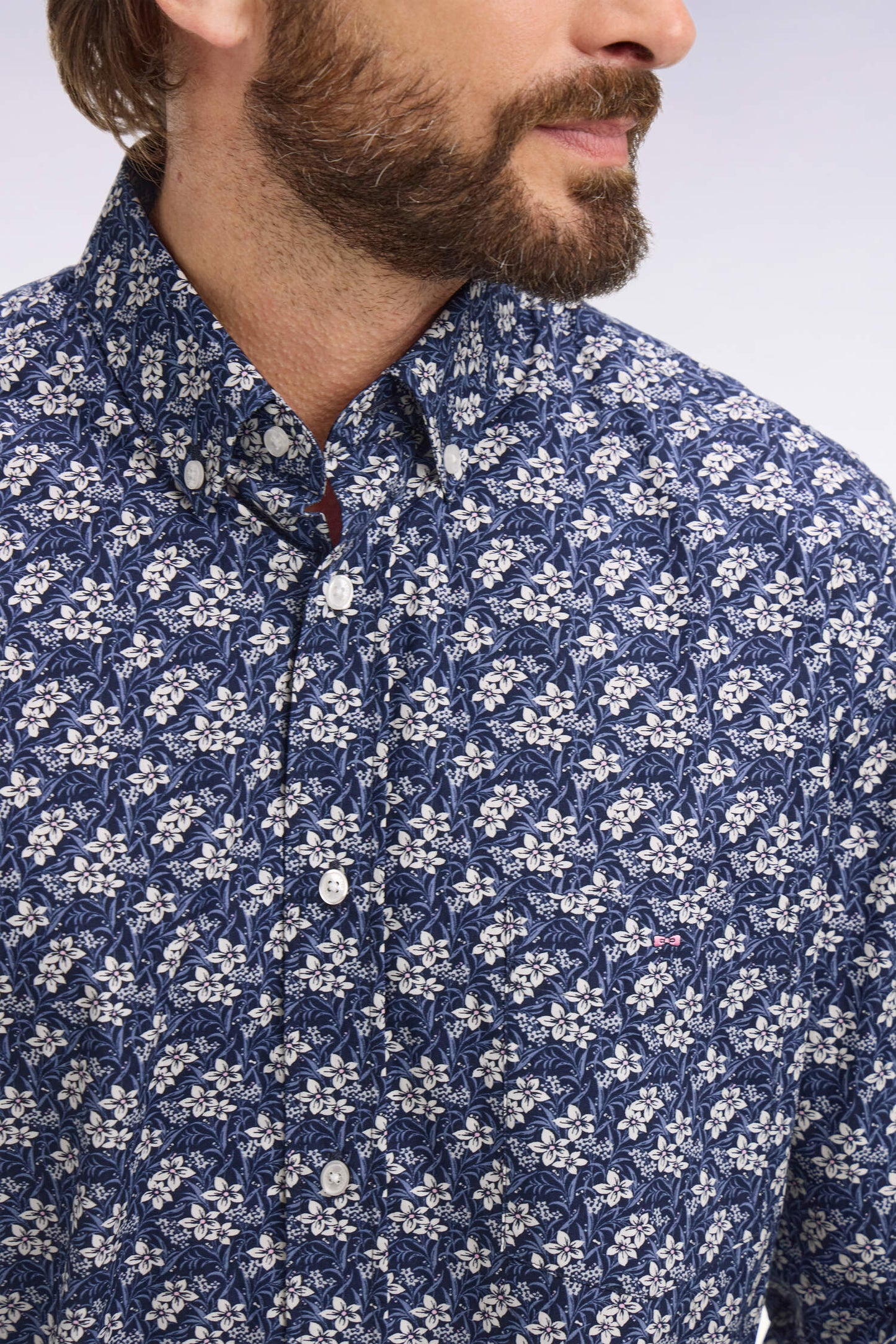 Regular fit blue cotton poplin shirt with floral pattern