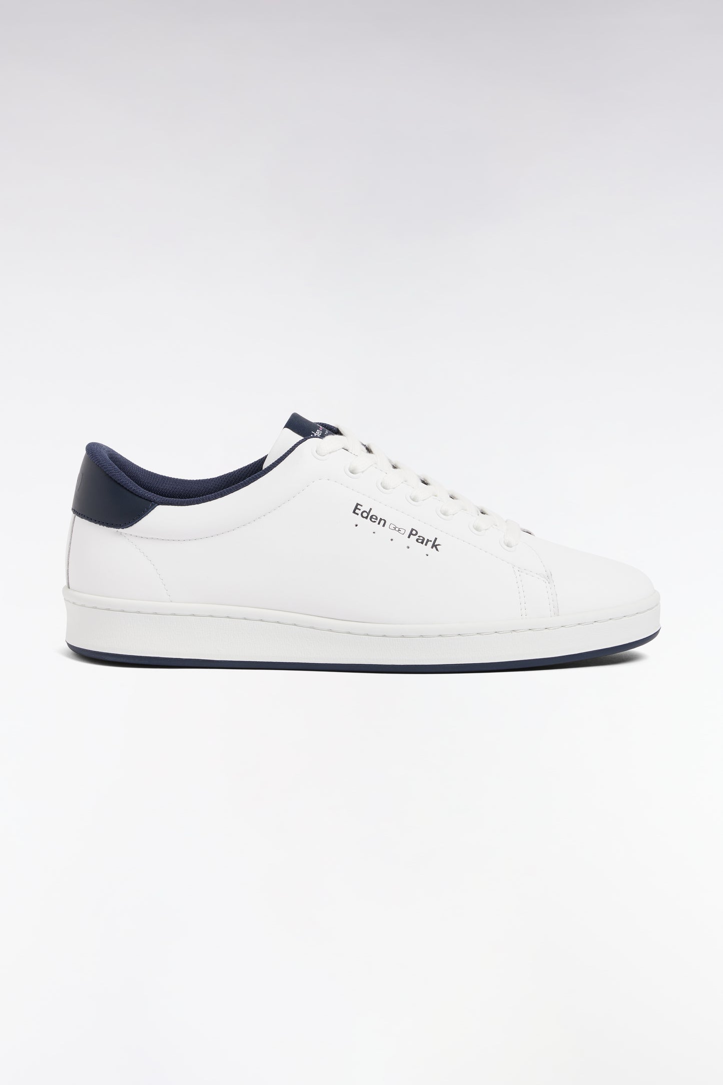 Baskets en cuir blanc