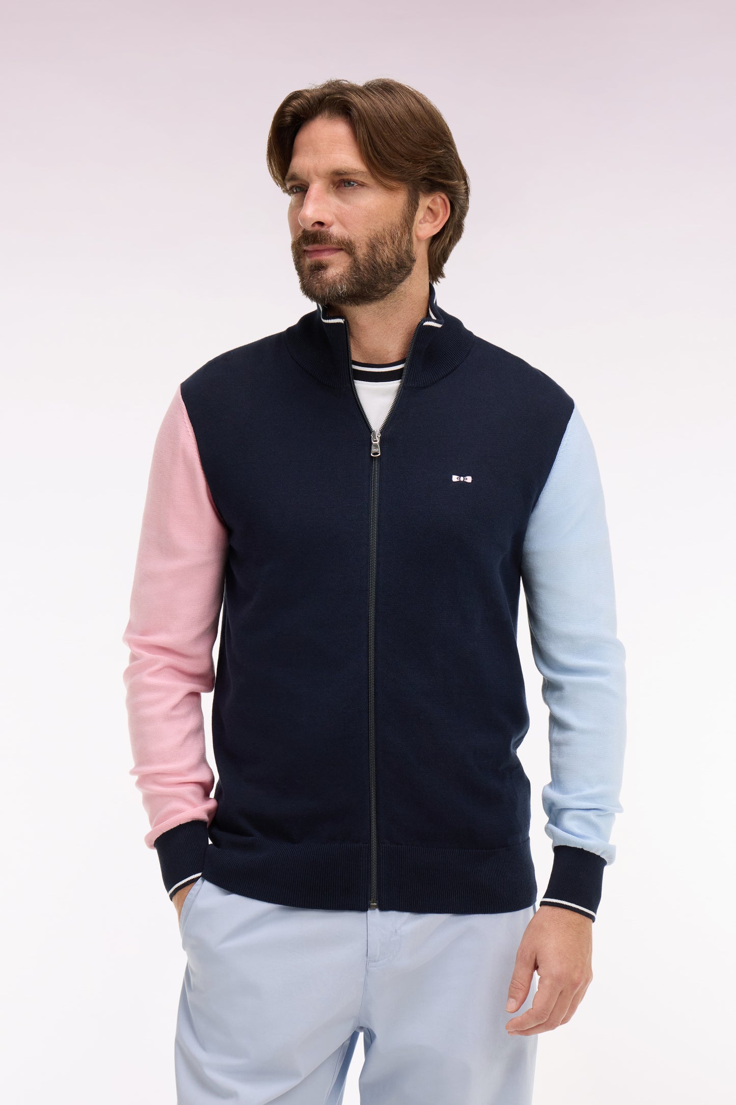 Cardigan col camionneur en coton marine à manches contrastées