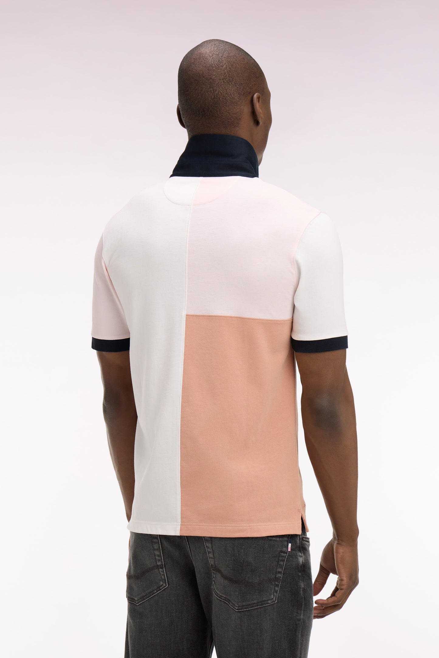 Maillot à manches courtes rose découpes graphiques et broderie coupe regular