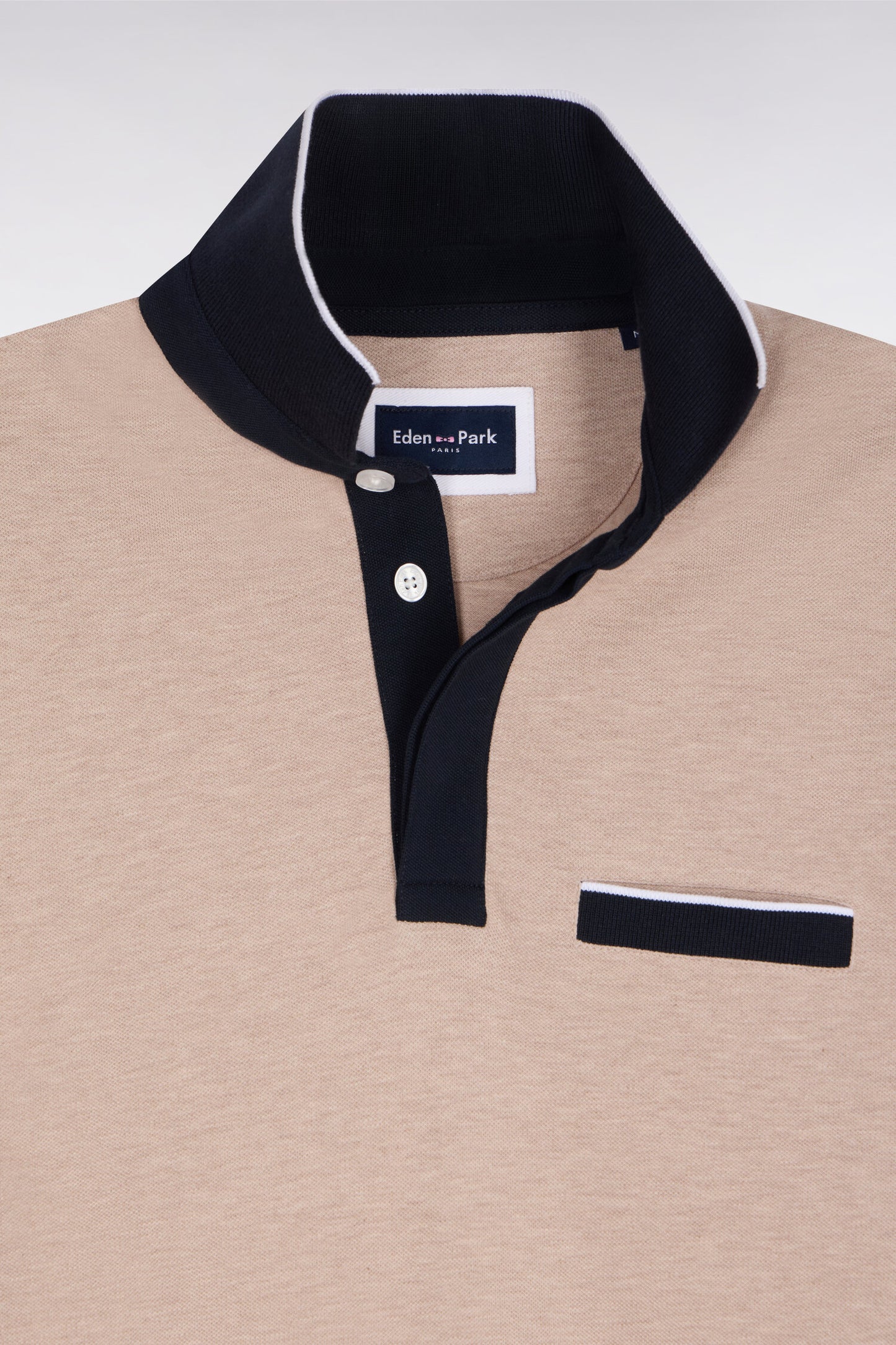 Polo manches courtes en piqué coton stretch beige coupe slim