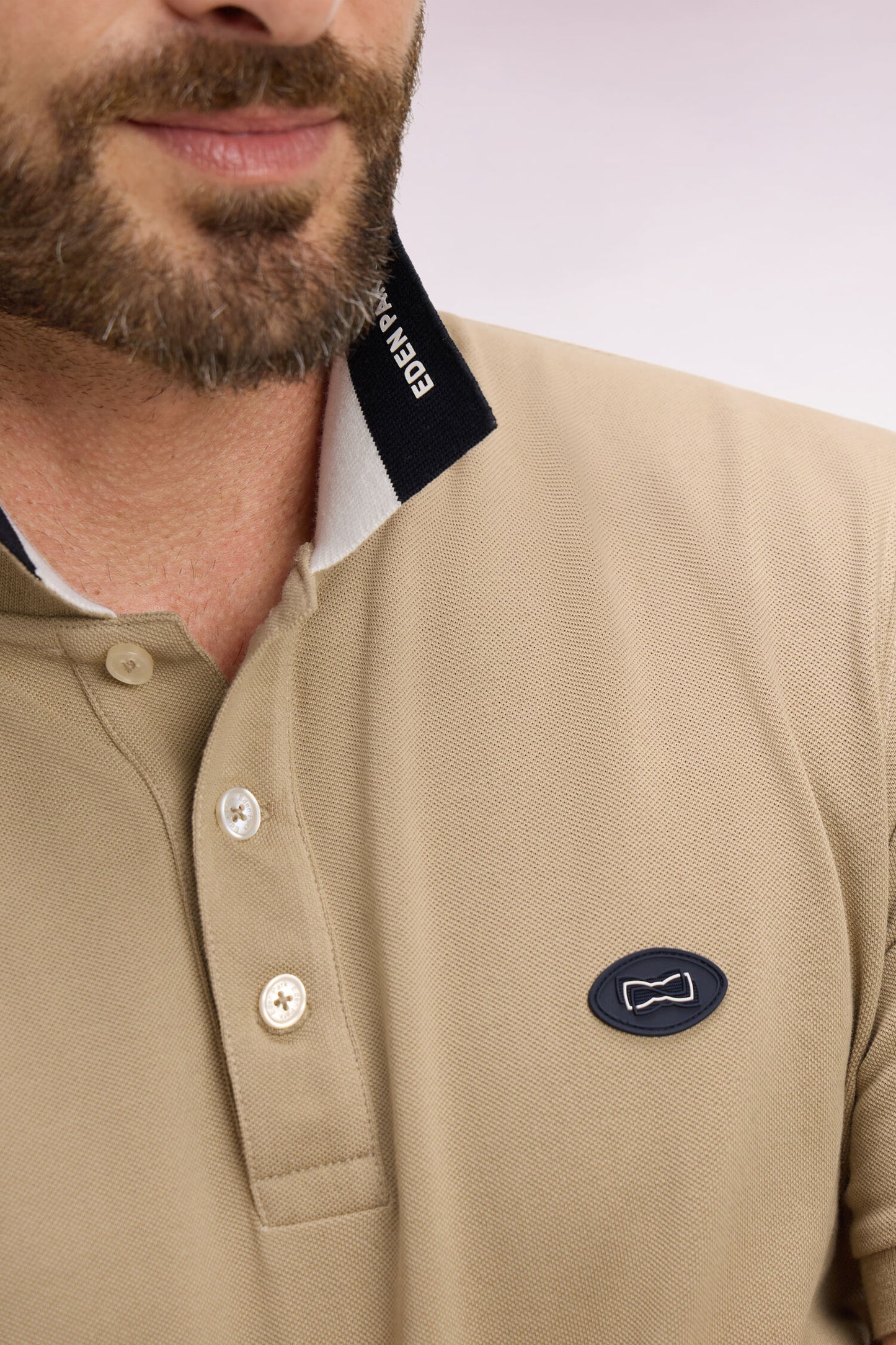 Polo à manches courtes en piqué coton beige coupe regular