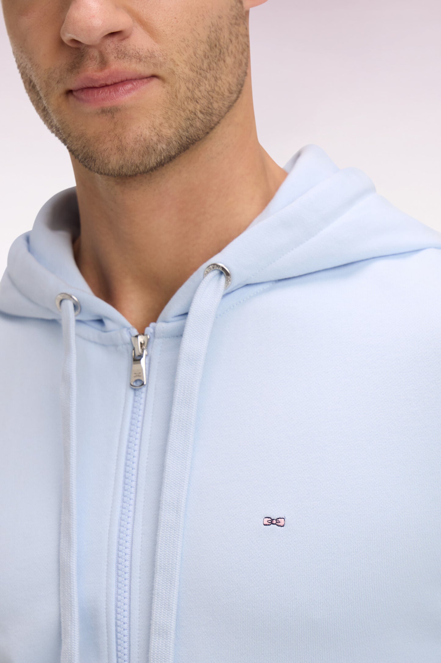 Sweatshirt zippé à capuche en molleton coton ciel