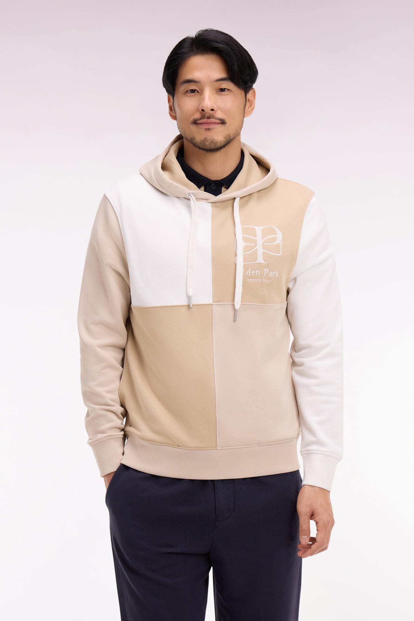 Regular fit beige colorblock fleece hooded sweatshirt with dials