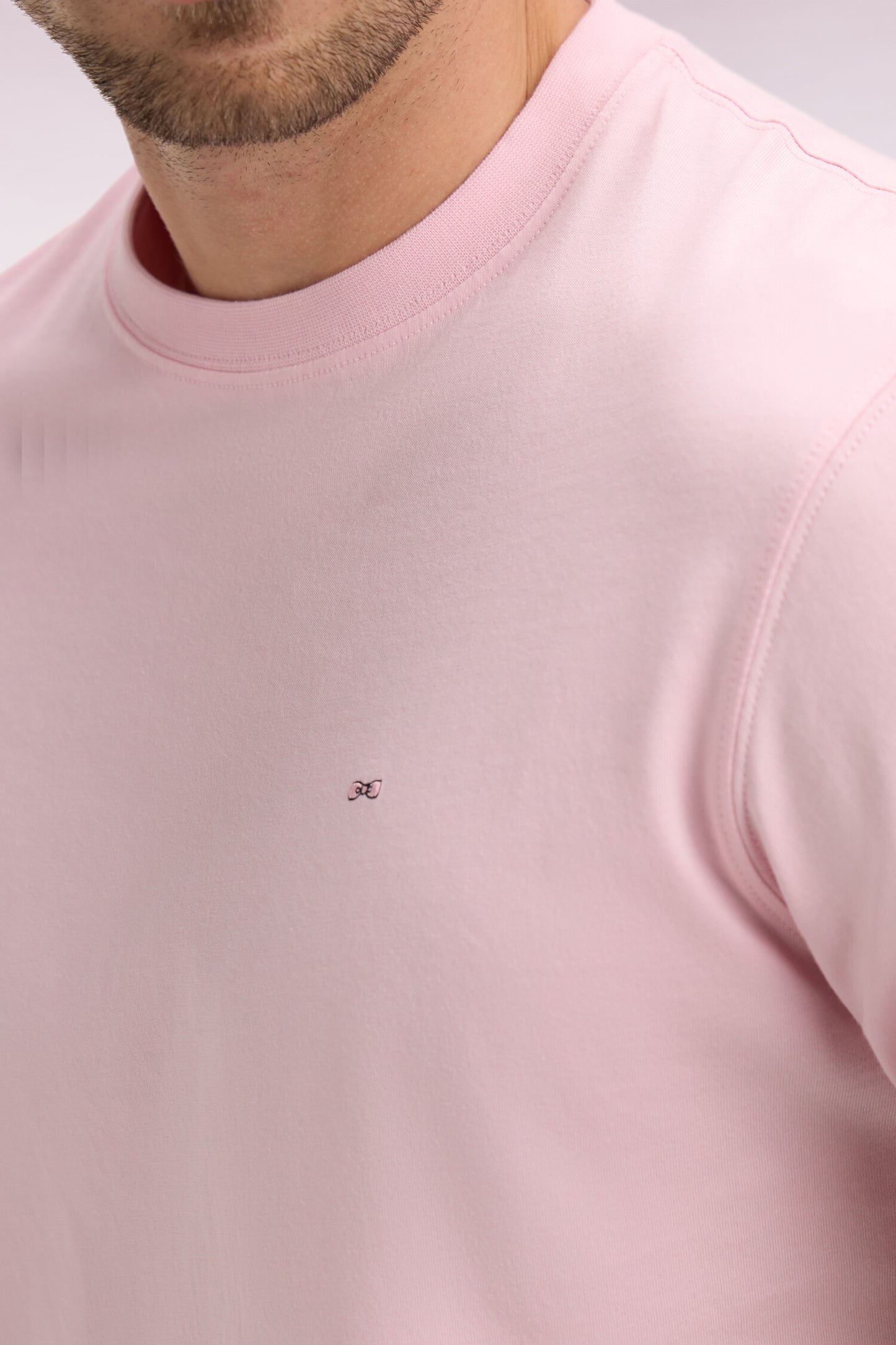 T-shirt à manches courtes en coton Pima rose brodé coupe regular