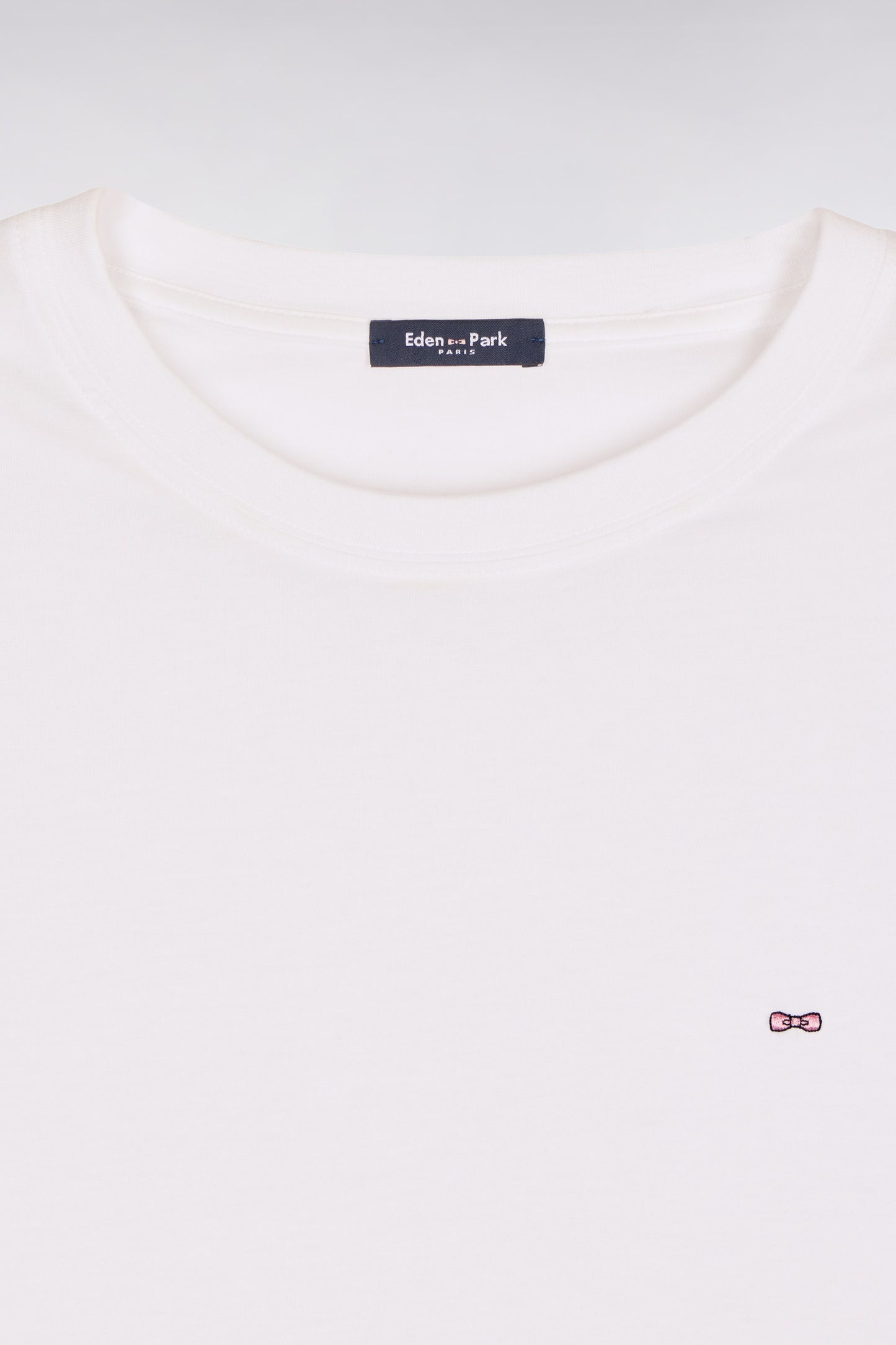 Short-sleeved white lyocell and cotton T-shirt, regular fit