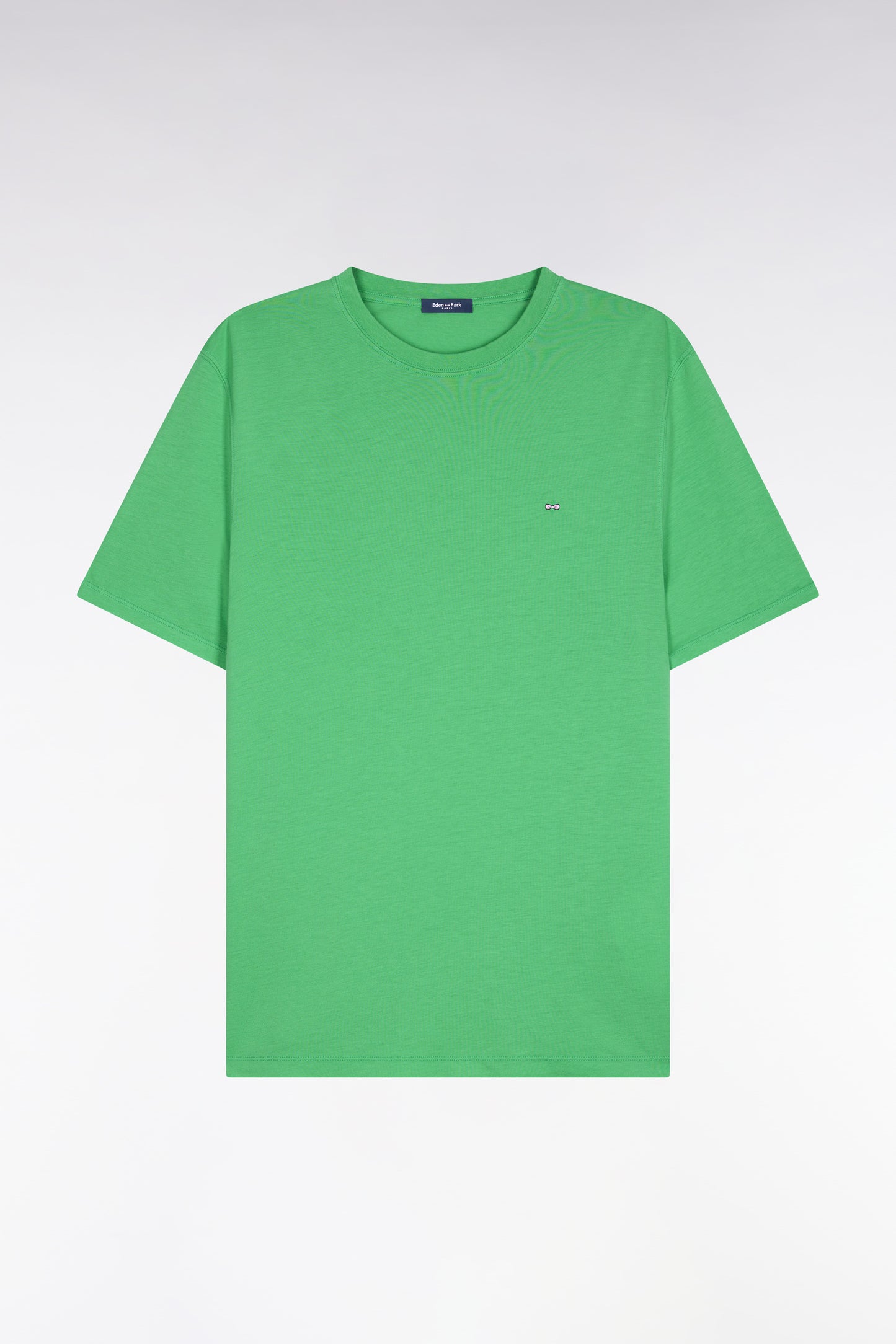 Regular fit short-sleeved T-shirt in grass green lyocell and cotton