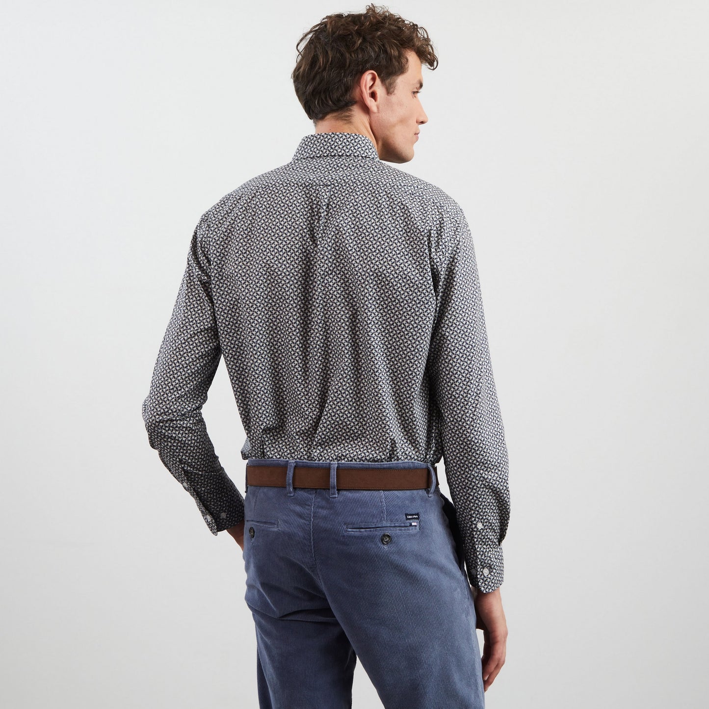 Dark blue straight-cut cotton shirt with exclusive print
