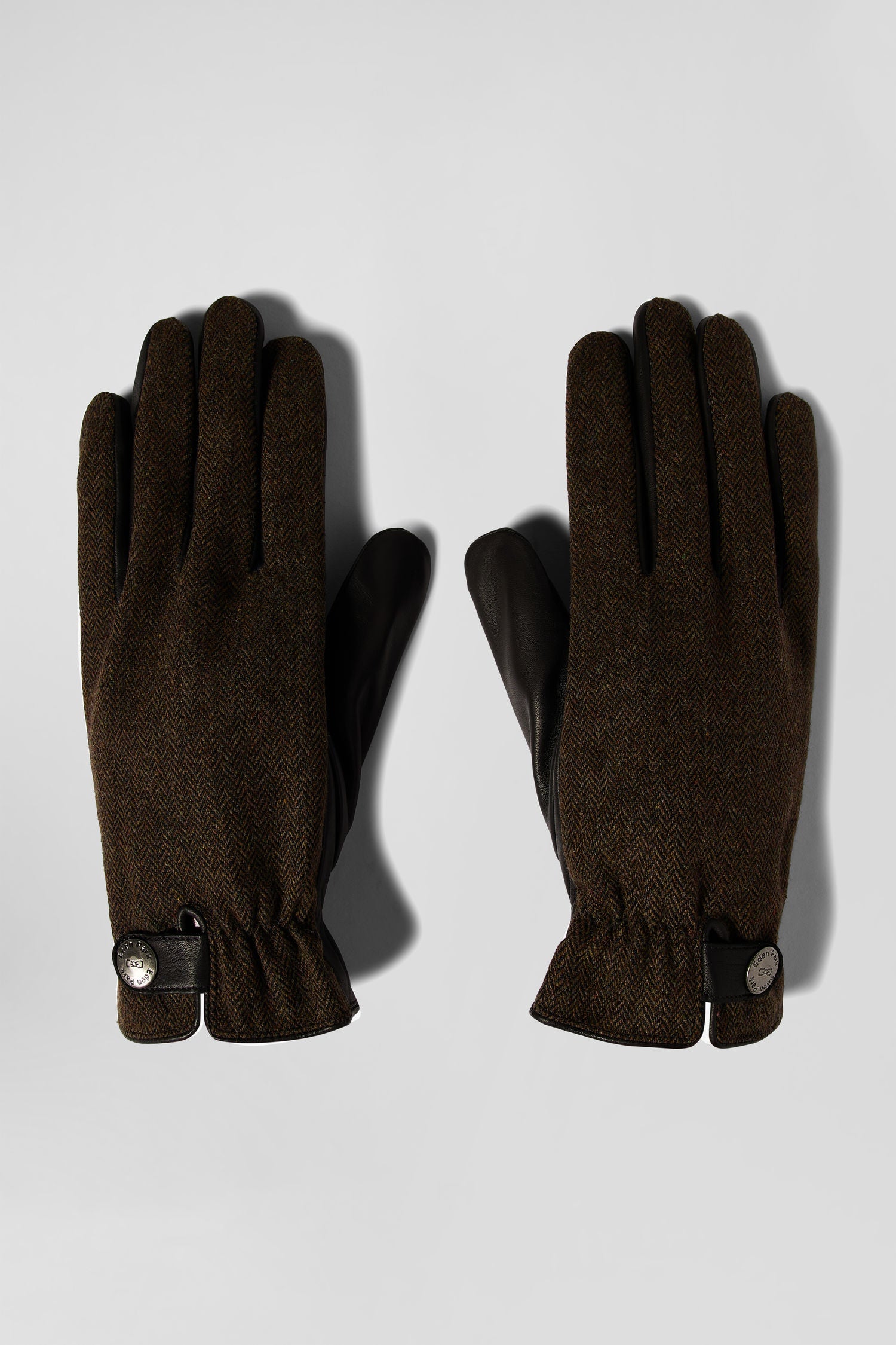 Brown smooth leather gloves