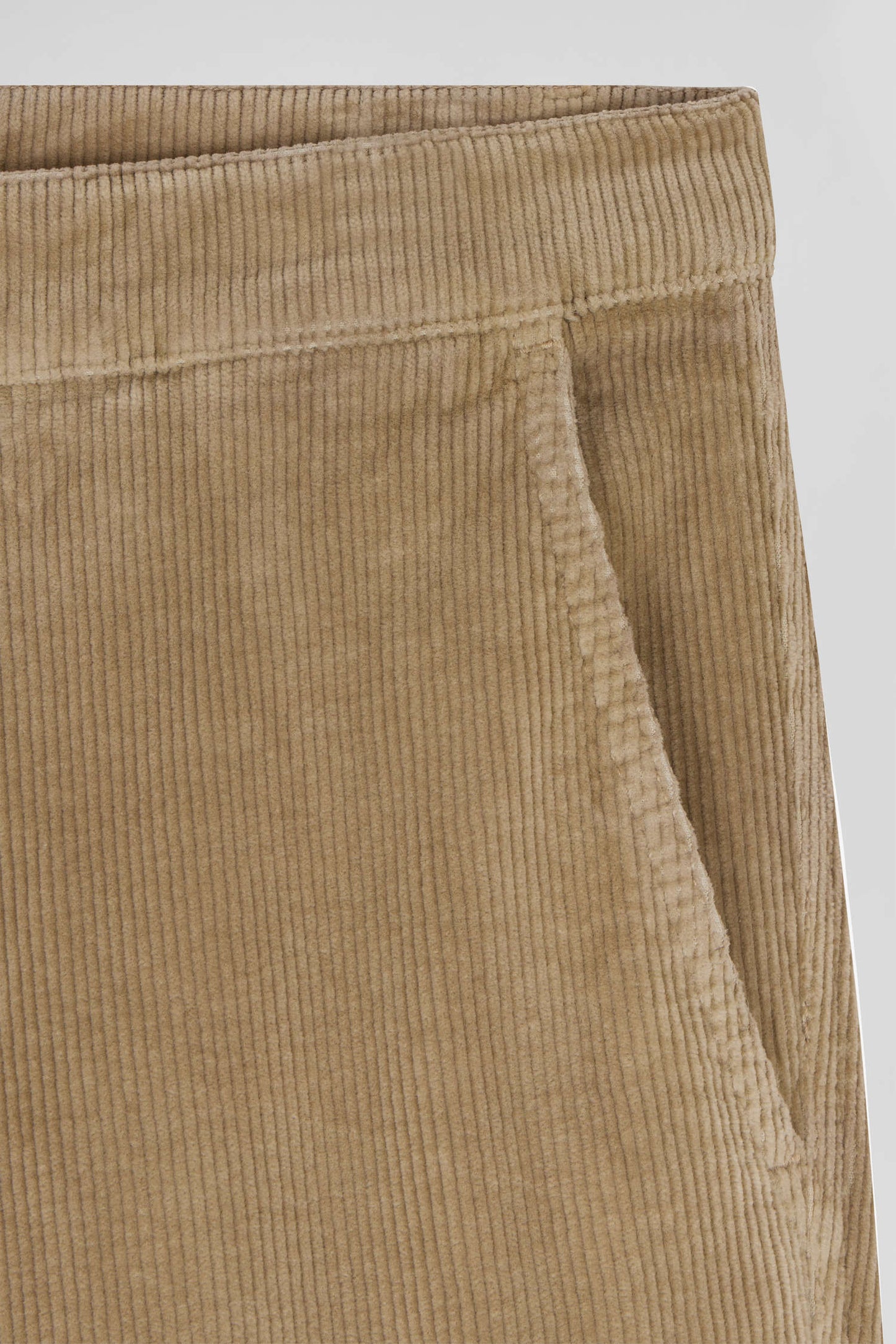 Regular hemp-coloured stretch cotton velvet chino trousers