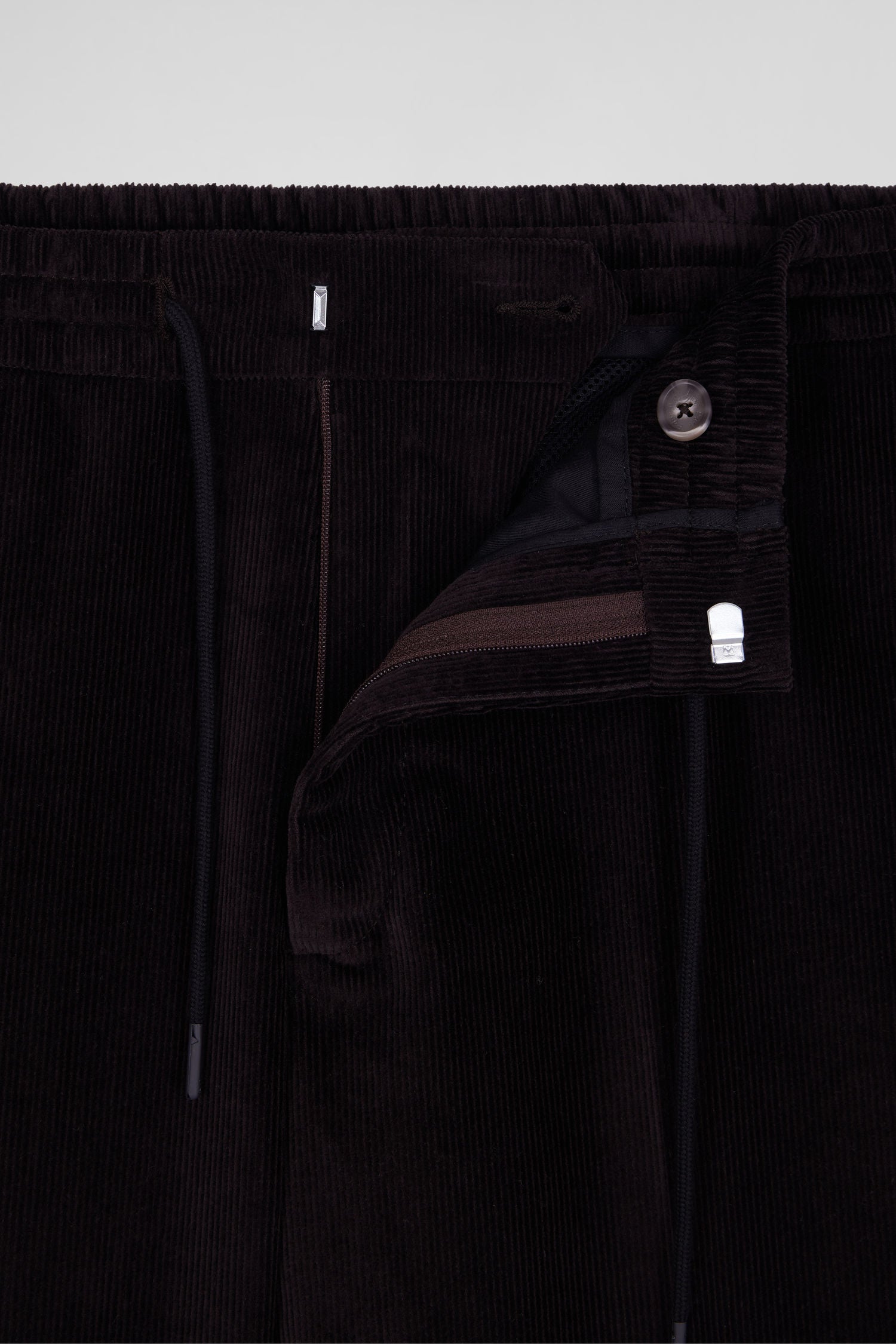 Modern brown elastic waist corduroy trousers