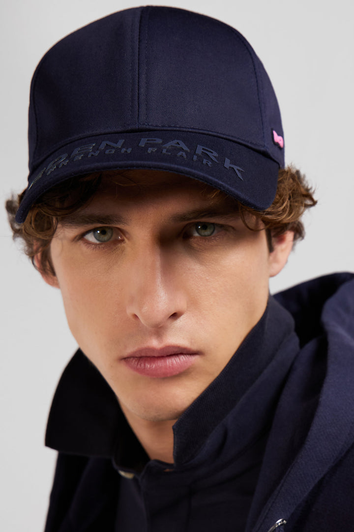 Casquette en coton bleu marine visière siglée