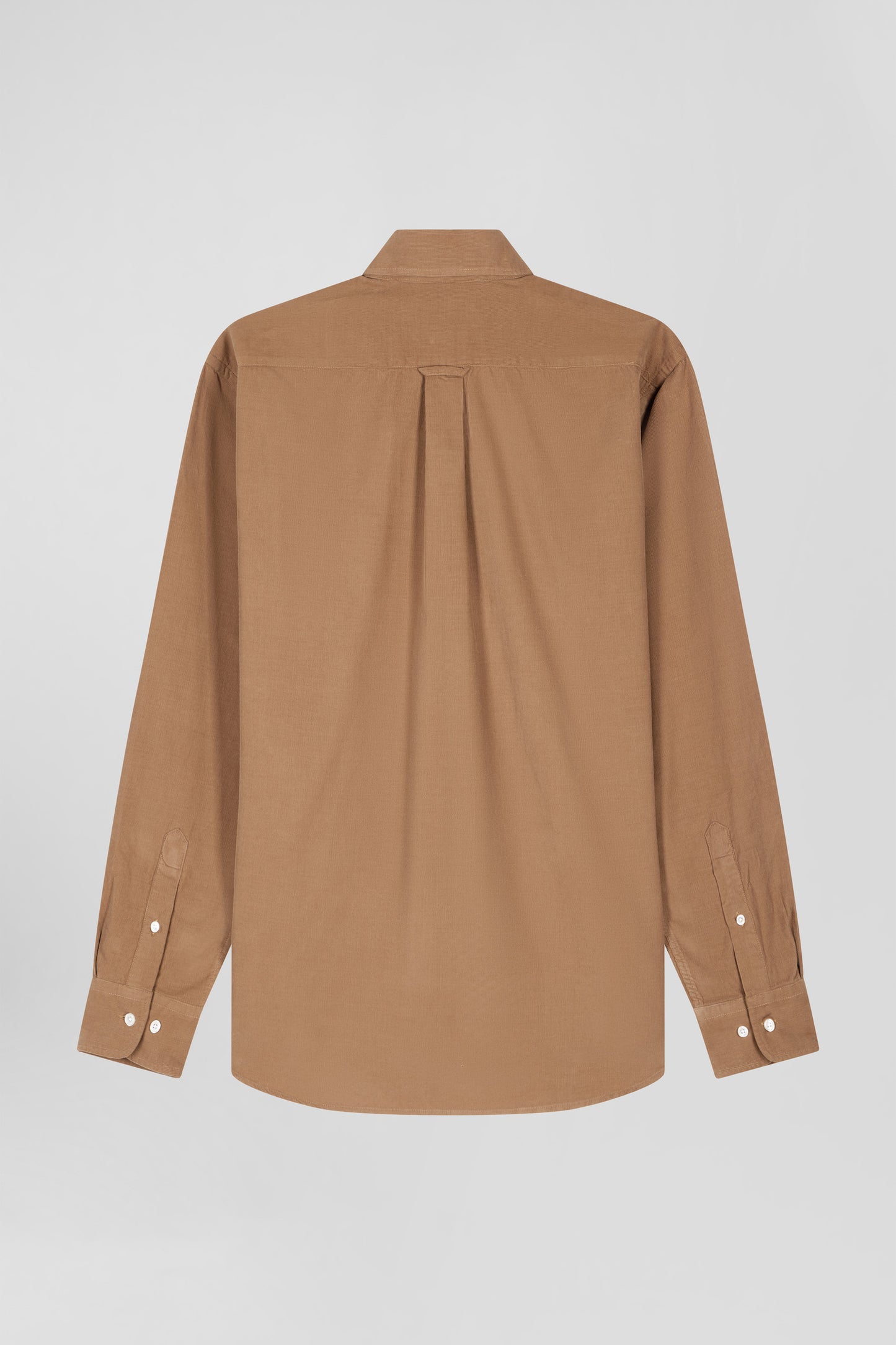 Regular plain camel cotton shirt with button-down collar and chest pocket