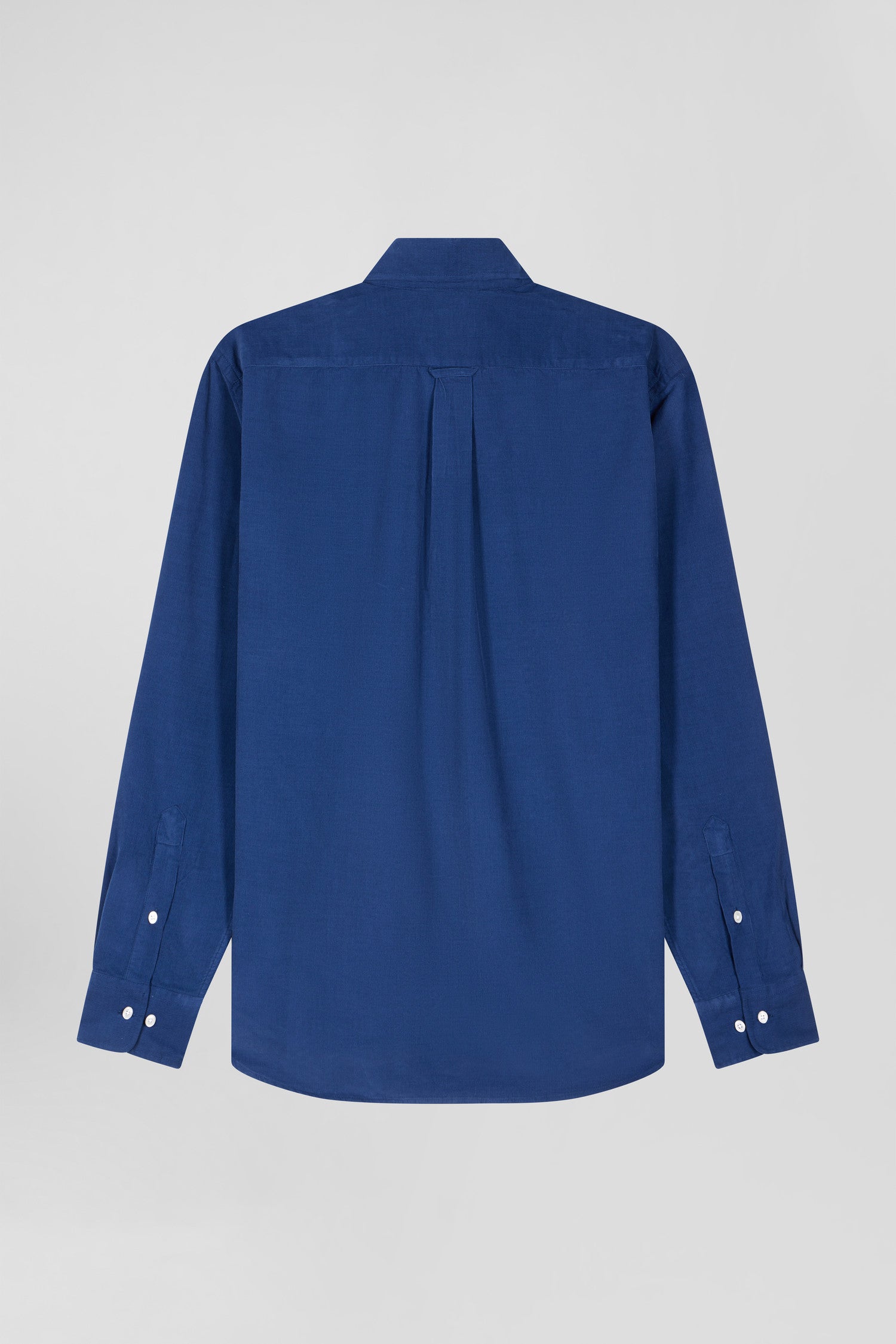 Regular plain indigo blue cotton shirt with button-down collar and chest pocket