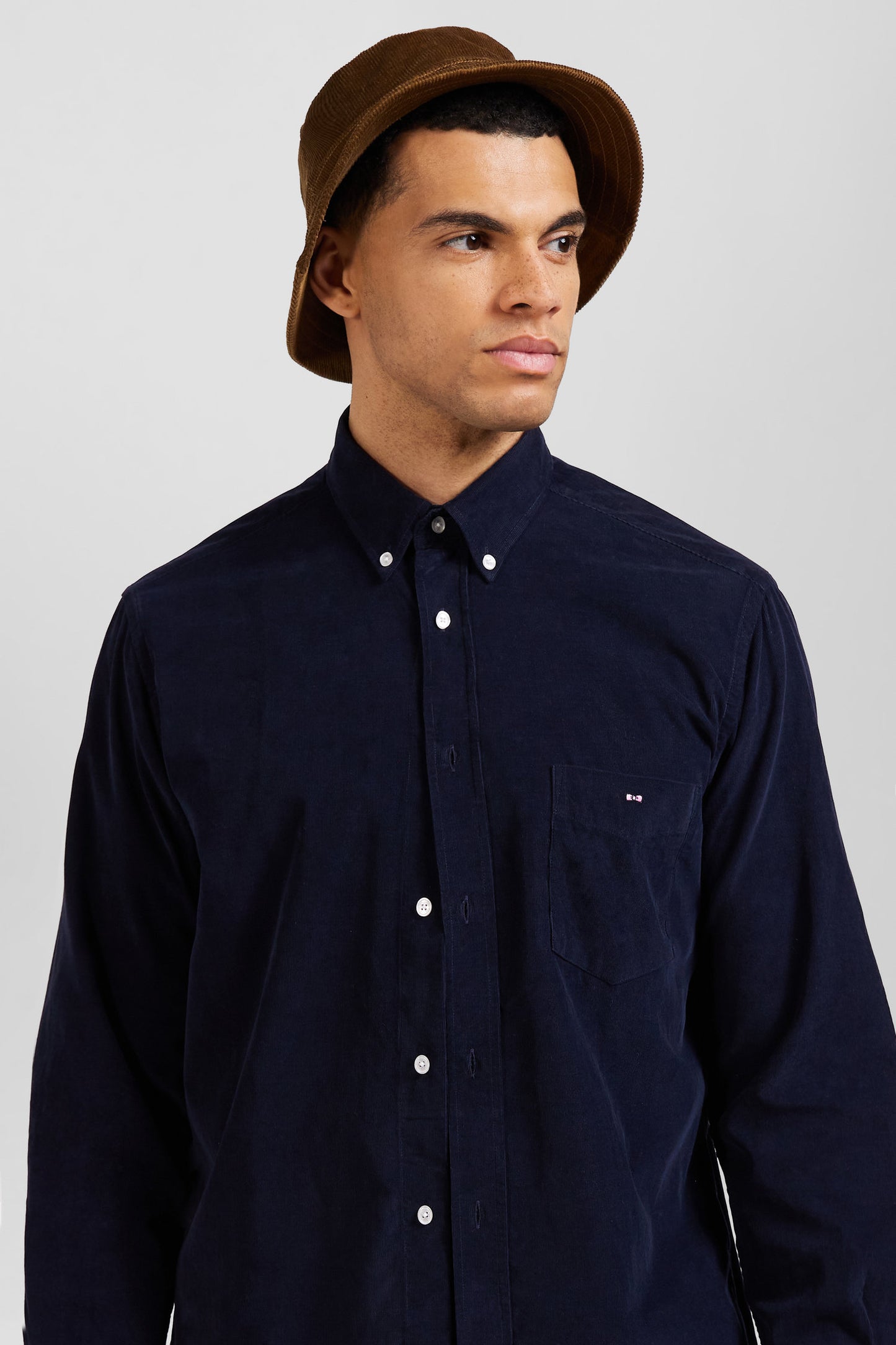 Regular plain navy blue cotton shirt with button-down collar and chest pocket