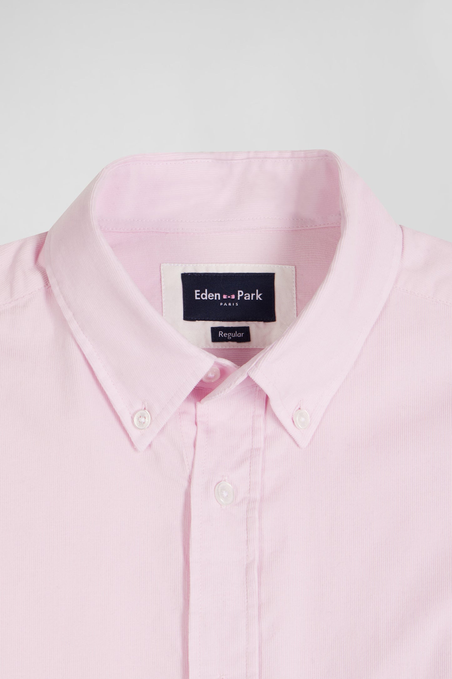 Regular plain pink cotton shirt with button-down collar and chest pocket