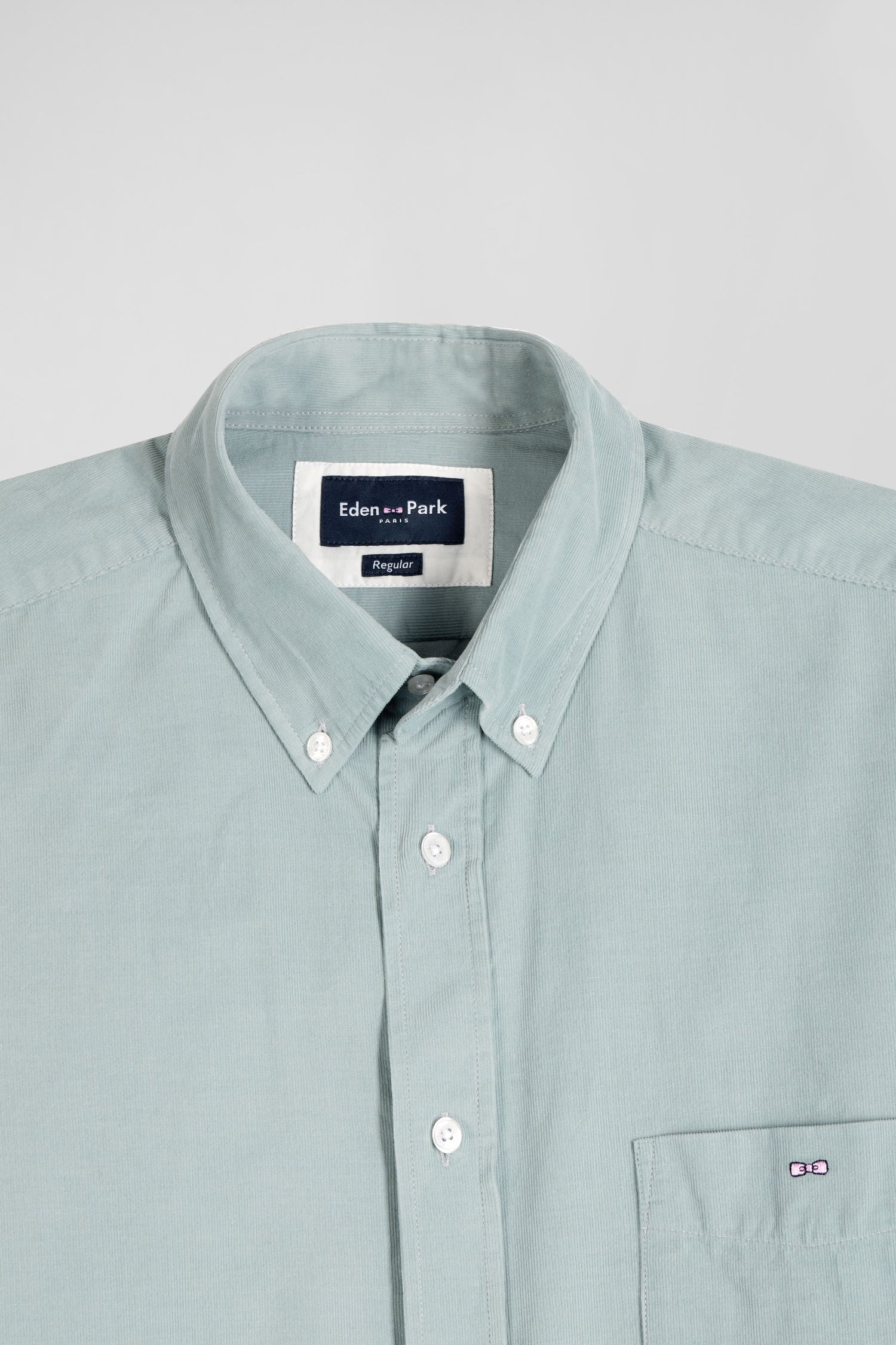 Regular plain aqua green cotton shirt with button-down collar and chest pocket