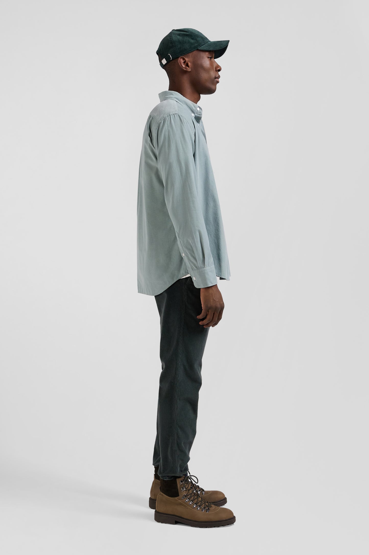 Regular plain aqua green cotton shirt with button-down collar and chest pocket