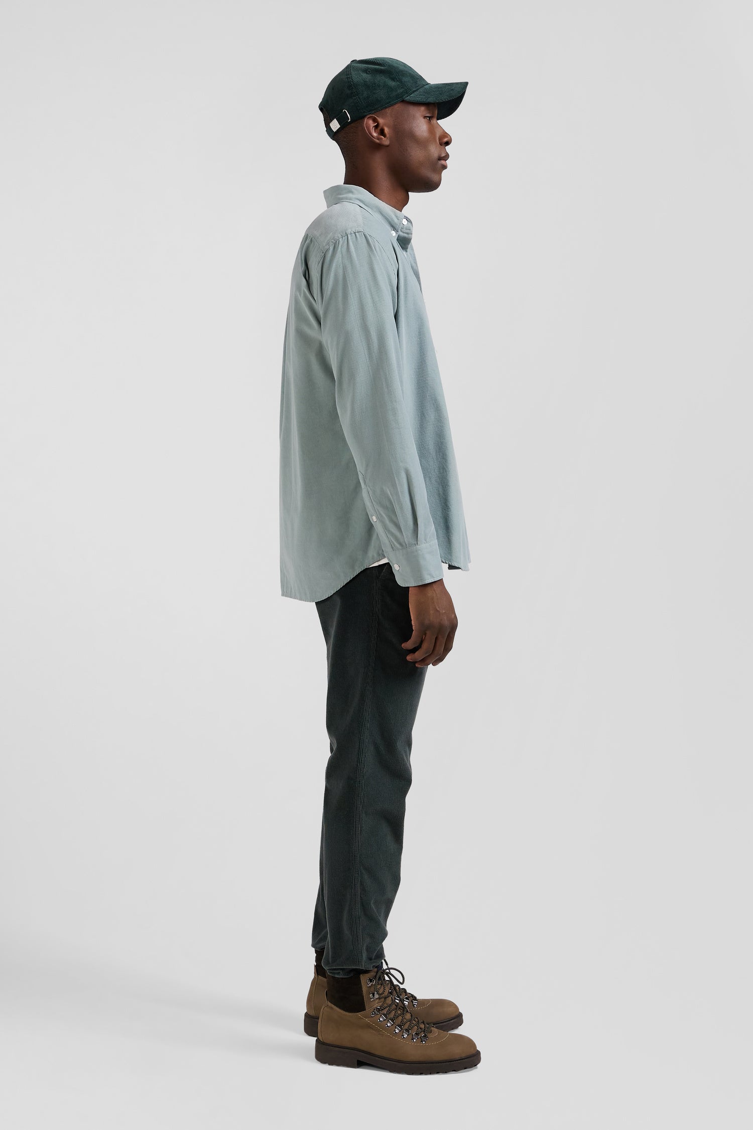 Regular plain aqua green cotton shirt with button-down collar and chest pocket