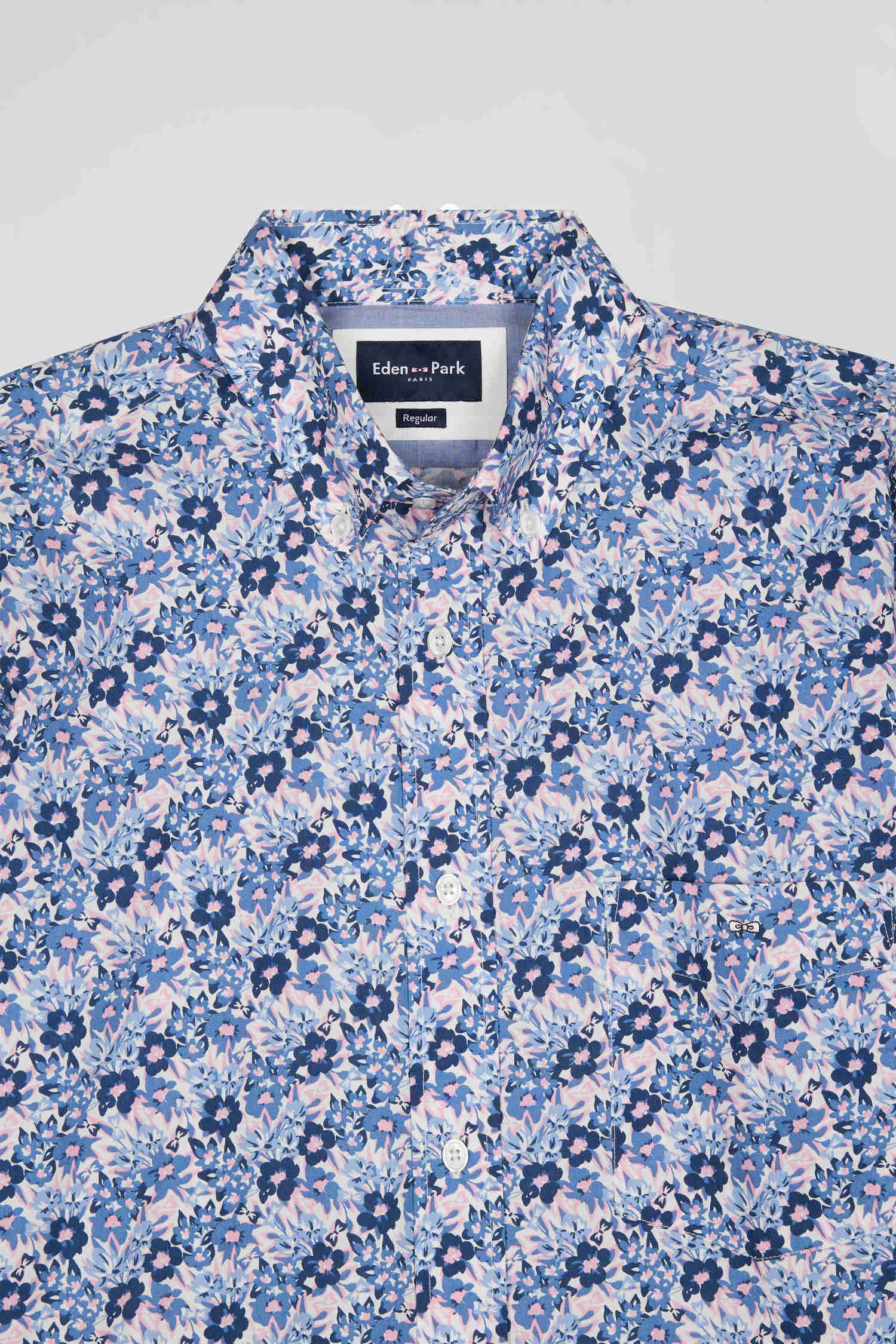 Regular blue cotton poplin shirt with floral print