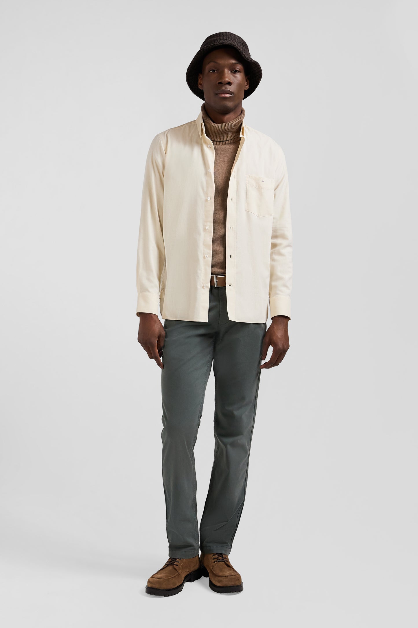 Regular plain beige cotton twill shirt with button-down collar