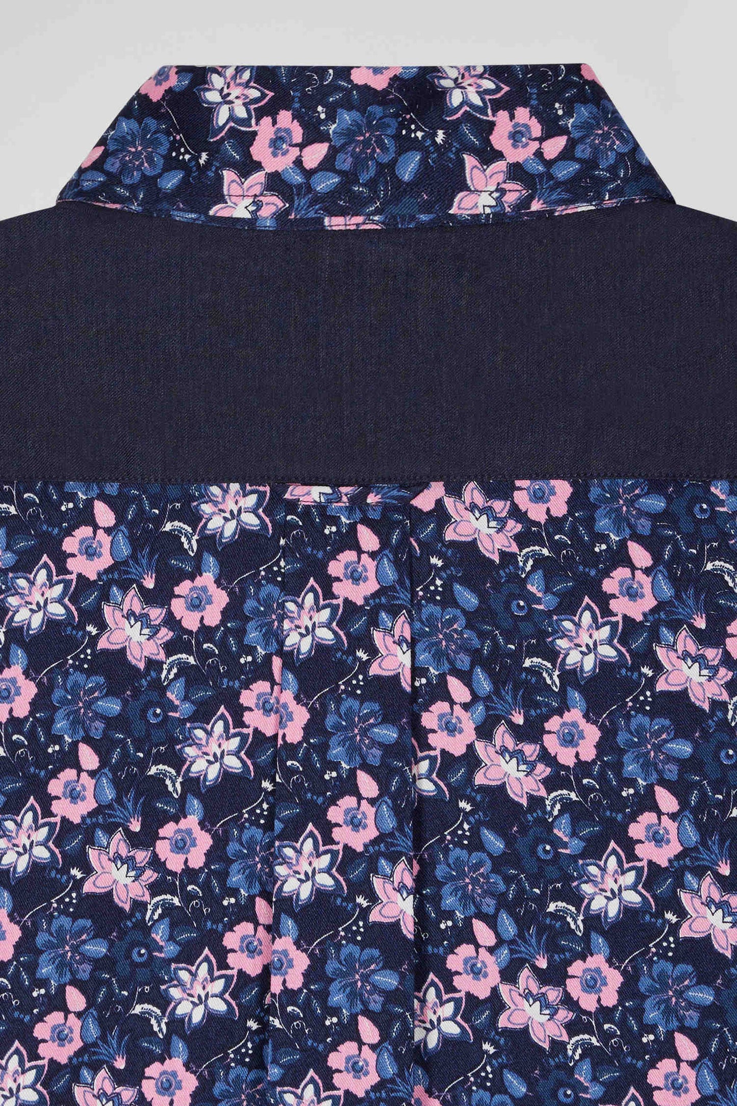 Regular navy blue cotton twill shirt with micro floral print